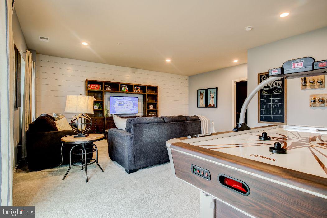 ROBINSONS PARADISE - Residential