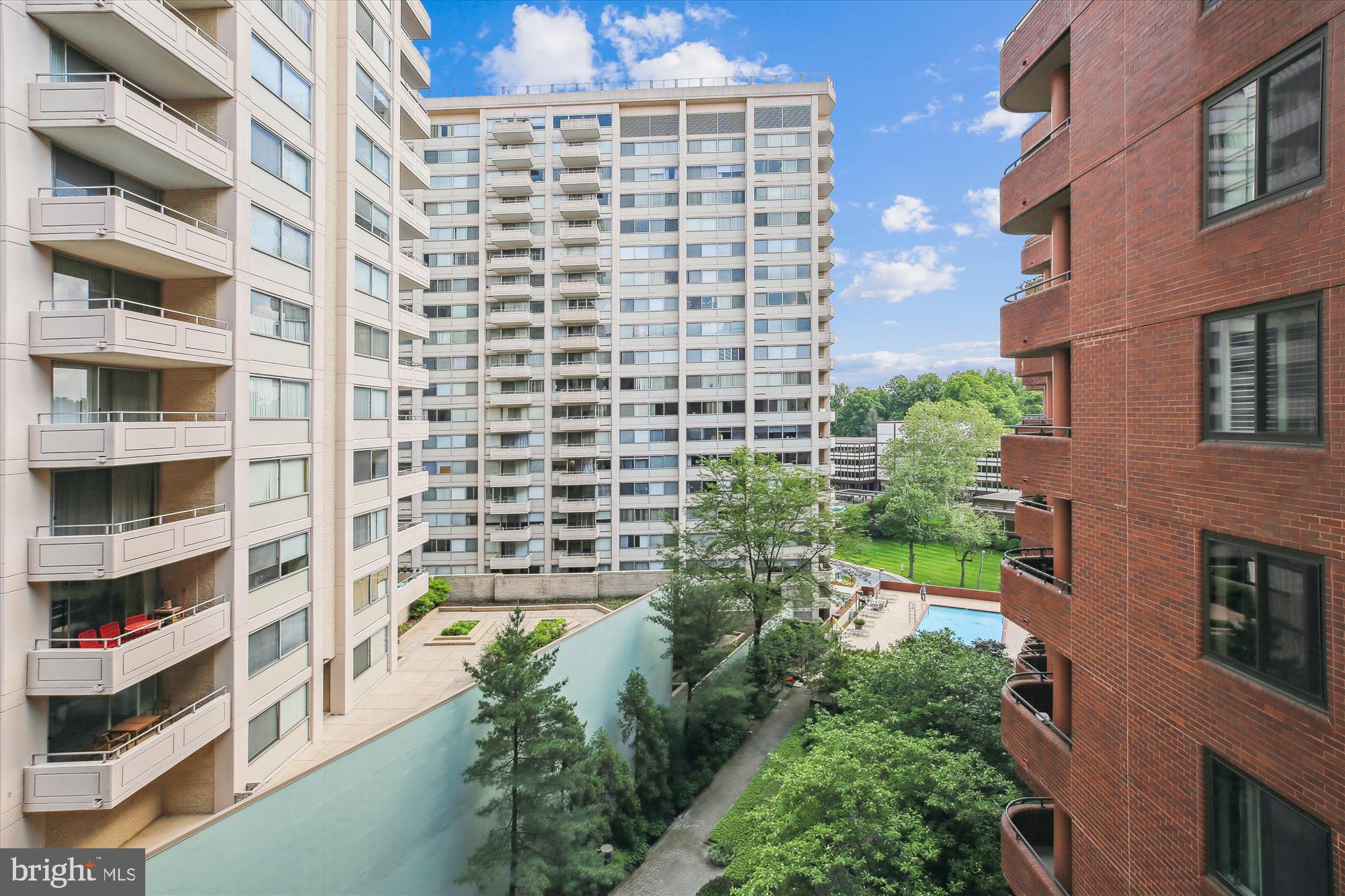 FRIENDSHIP HEIGHTS - Residential