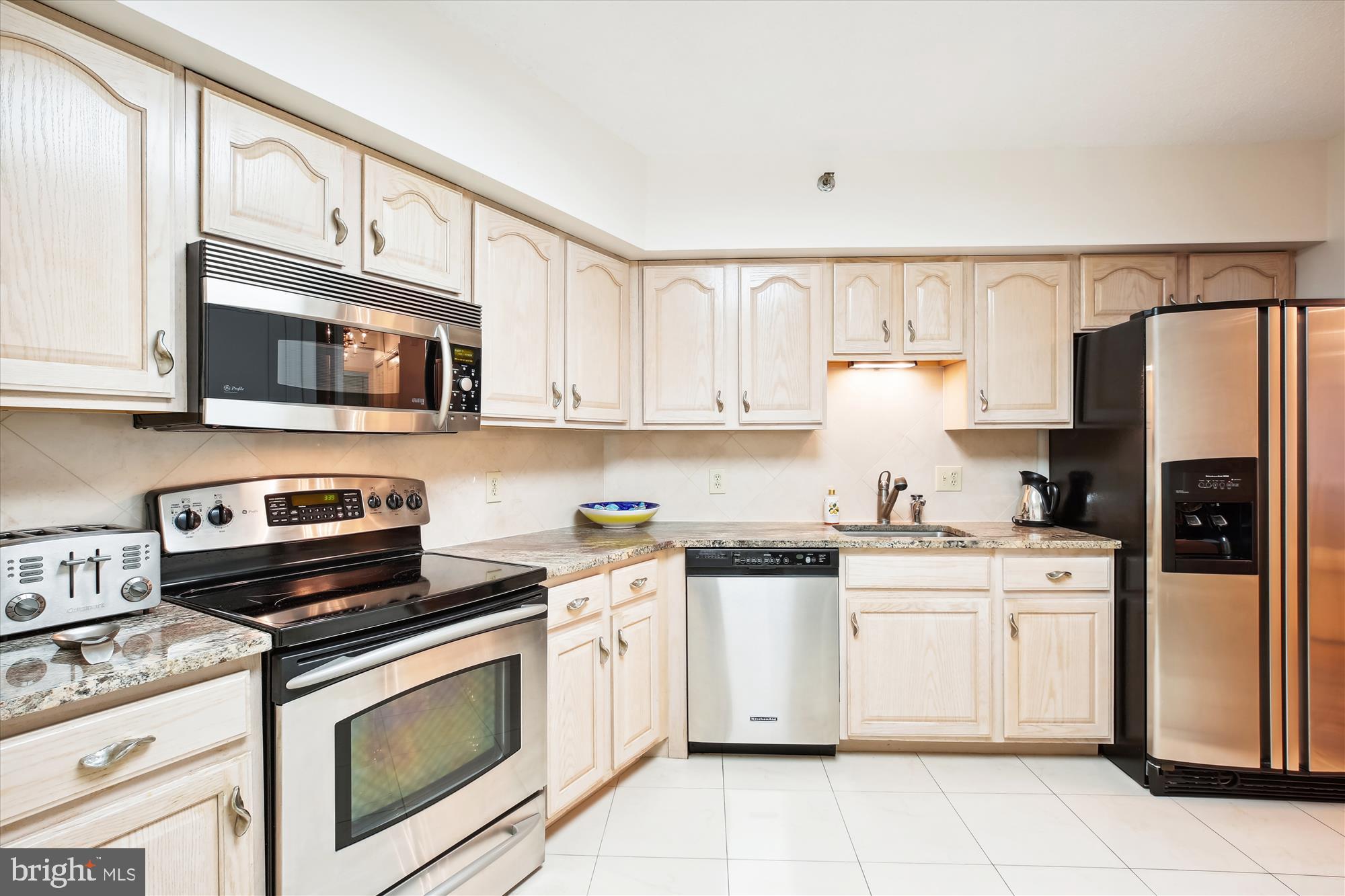 FRIENDSHIP HEIGHTS - Residential