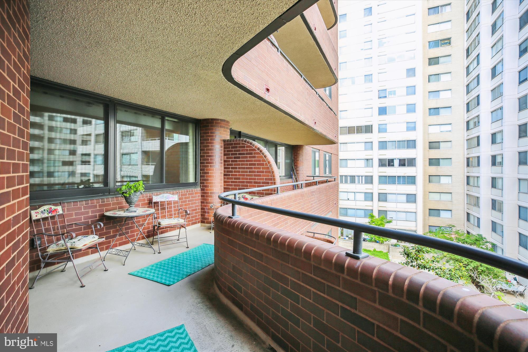 FRIENDSHIP HEIGHTS - Residential