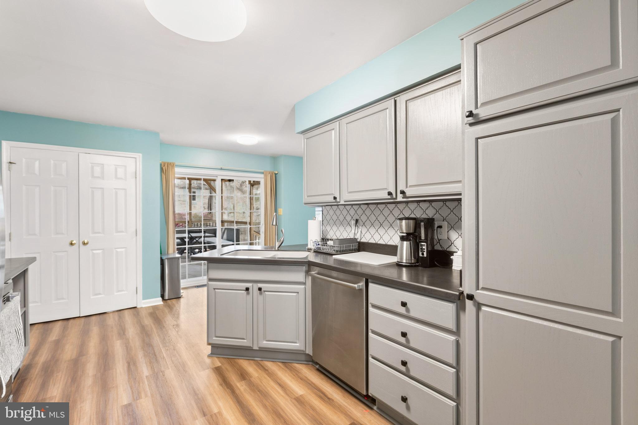 ORIOLE LANDING - Residential