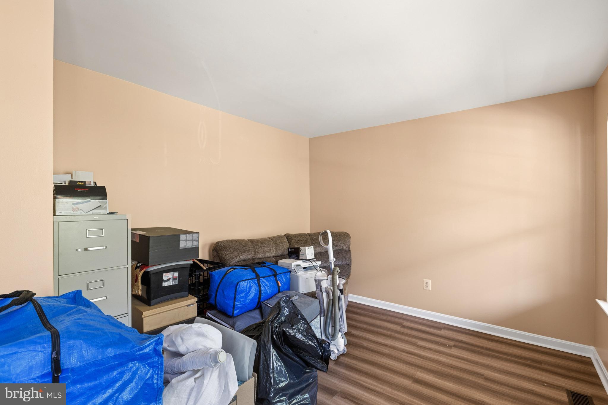 ORIOLE LANDING - Residential