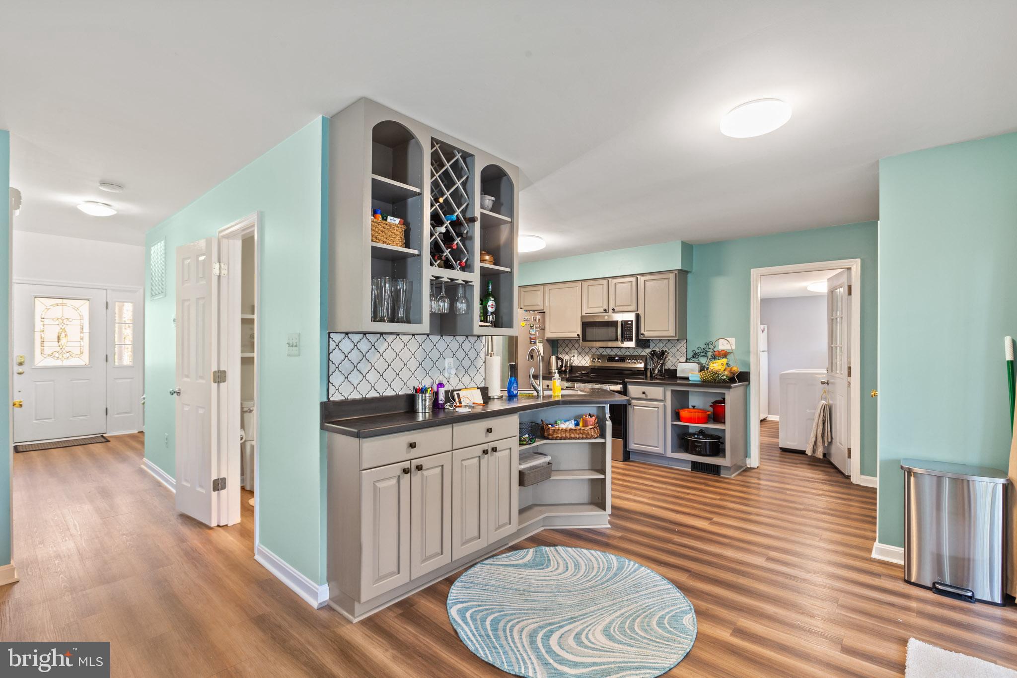 ORIOLE LANDING - Residential