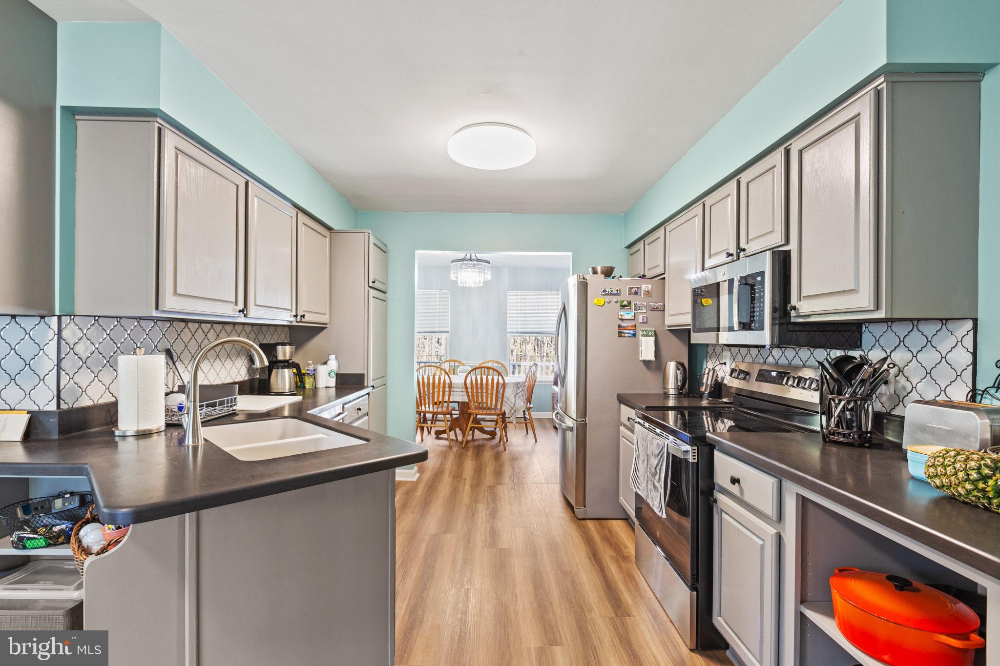 ORIOLE LANDING - Residential