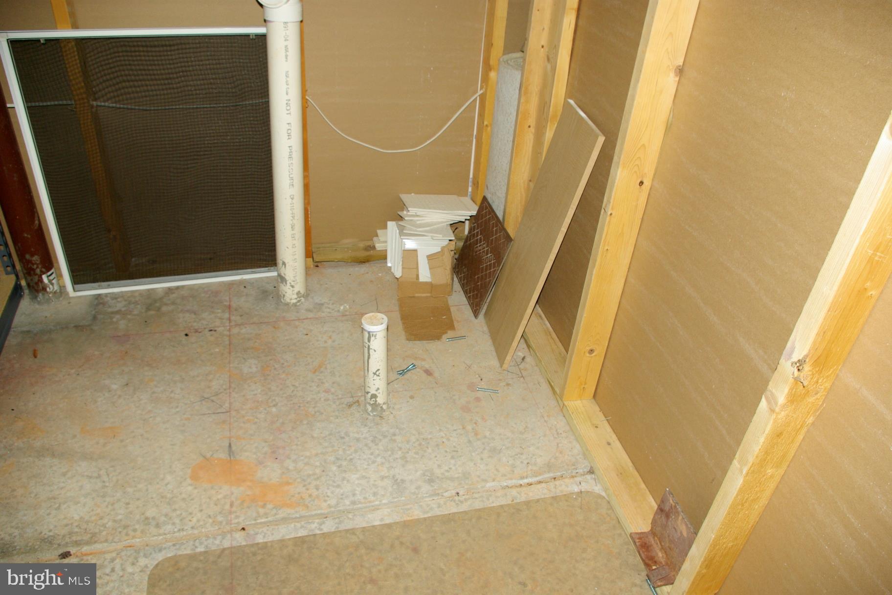 SPRING CREEK - Residential