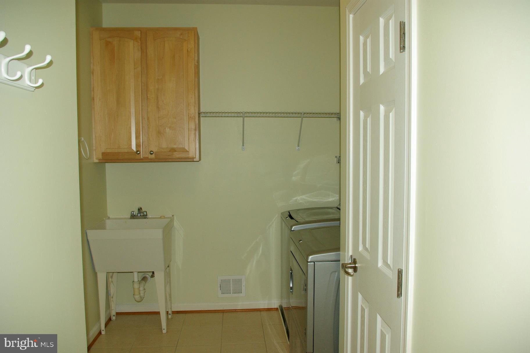 SPRING CREEK - Residential