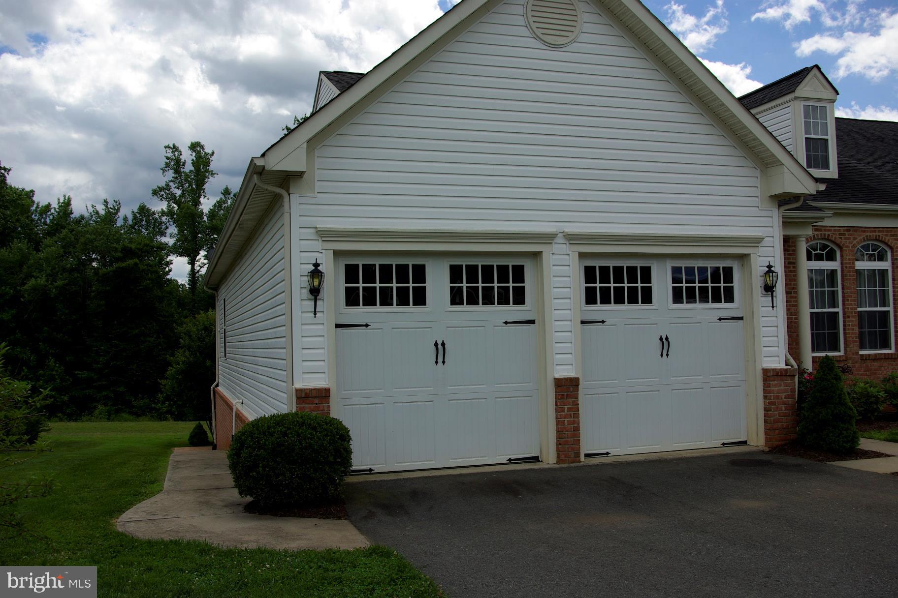 SPRING CREEK - Residential