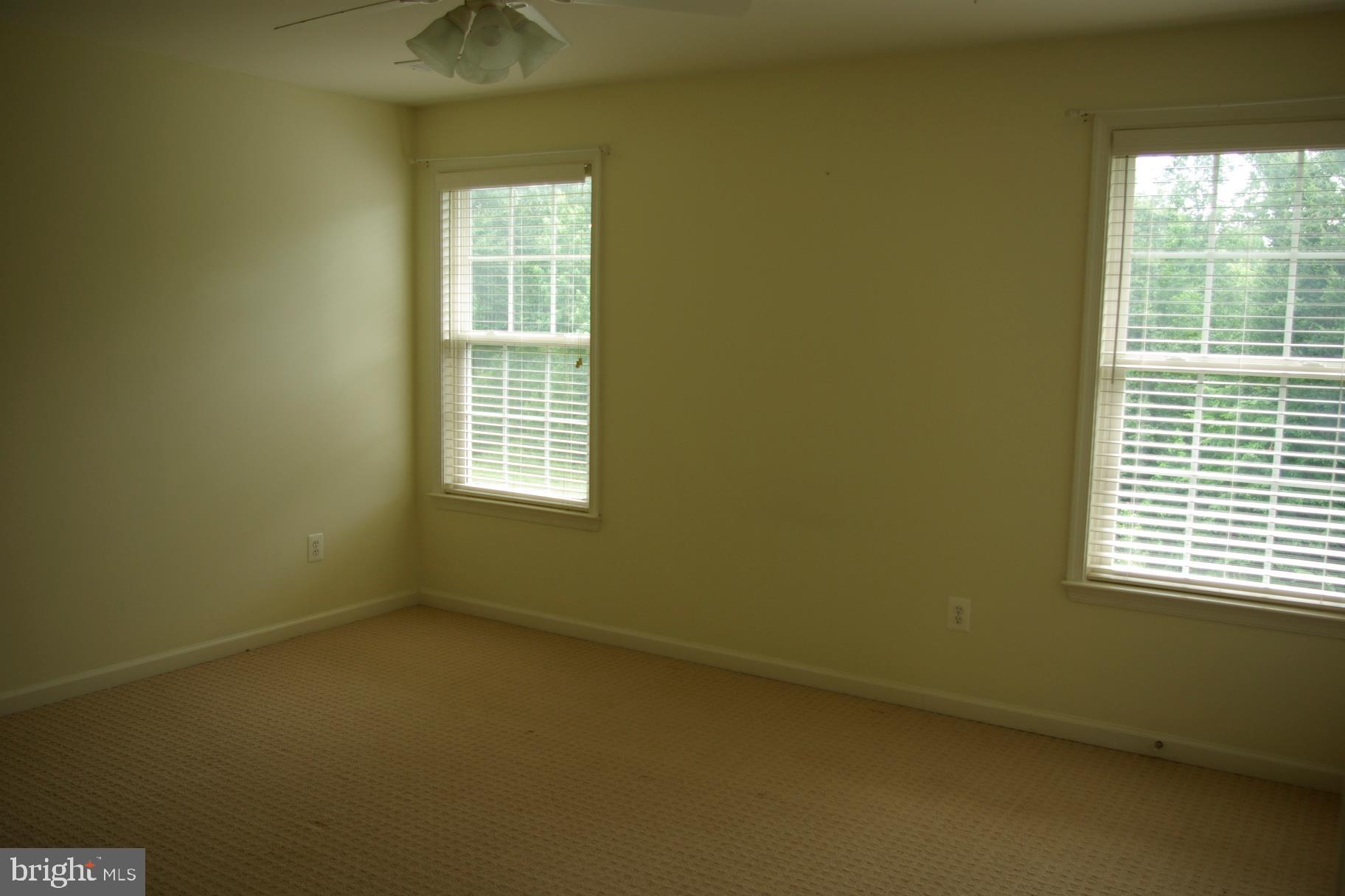 SPRING CREEK - Residential