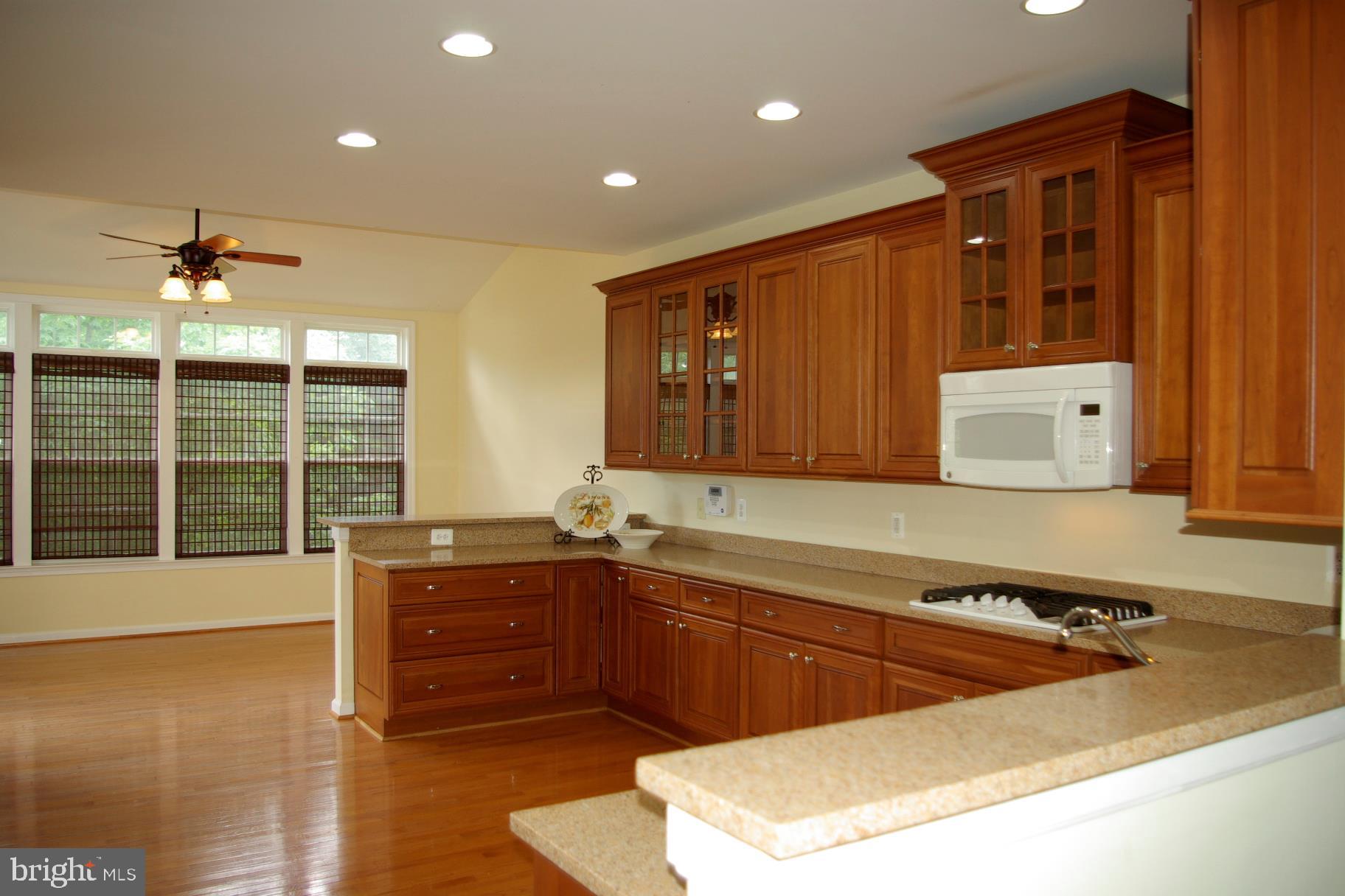 SPRING CREEK - Residential