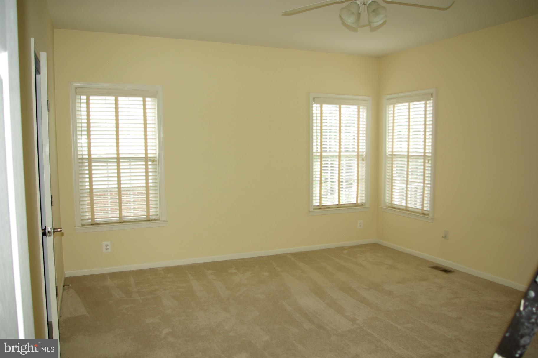 SPRING CREEK - Residential