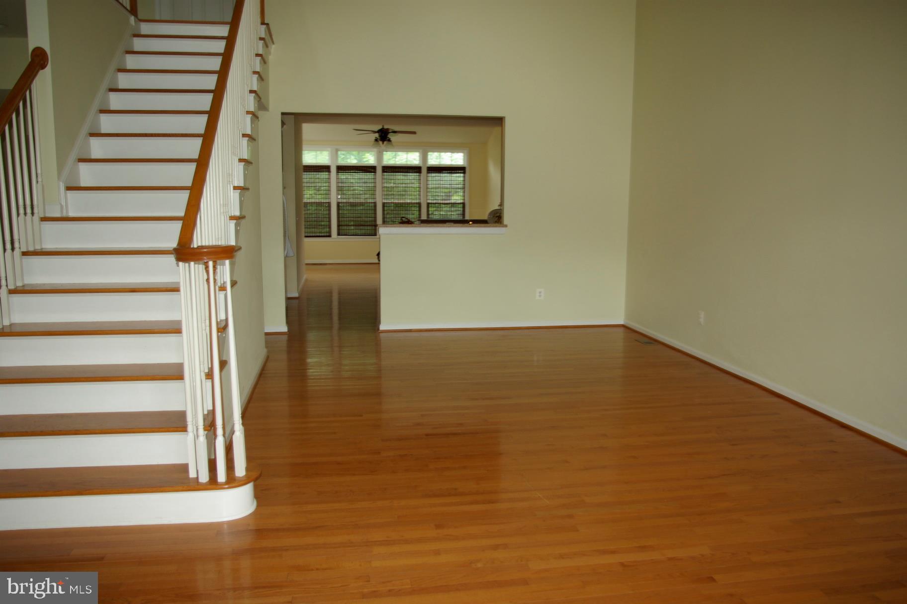 SPRING CREEK - Residential