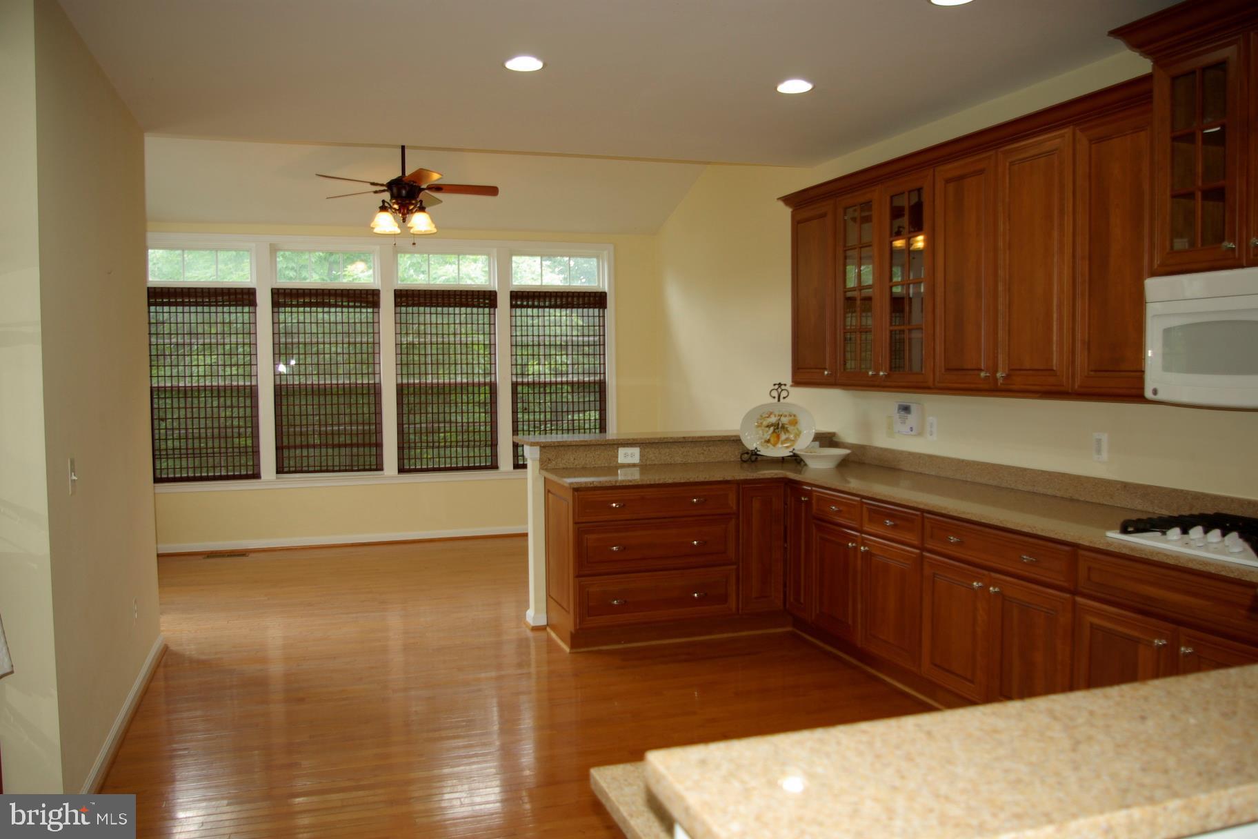 SPRING CREEK - Residential