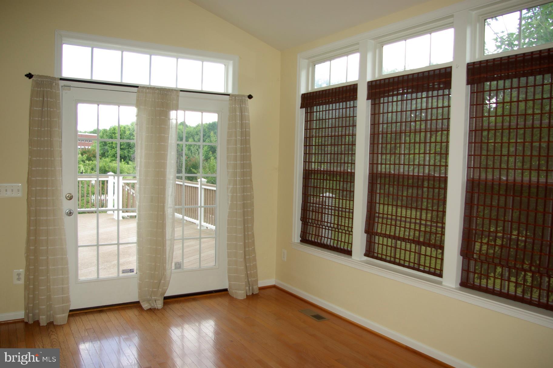 SPRING CREEK - Residential