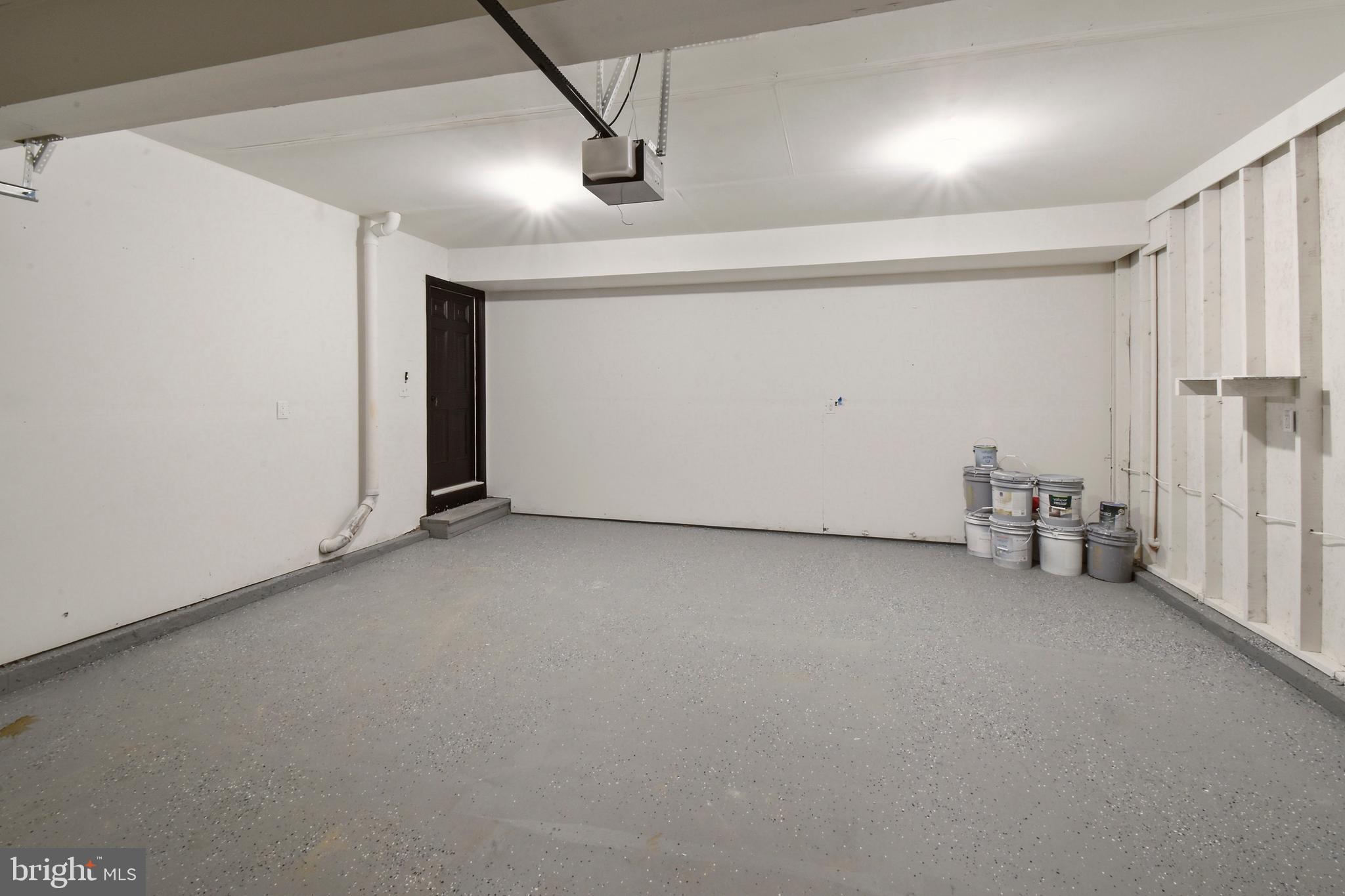 SYCAMORE SQUARE - Residential