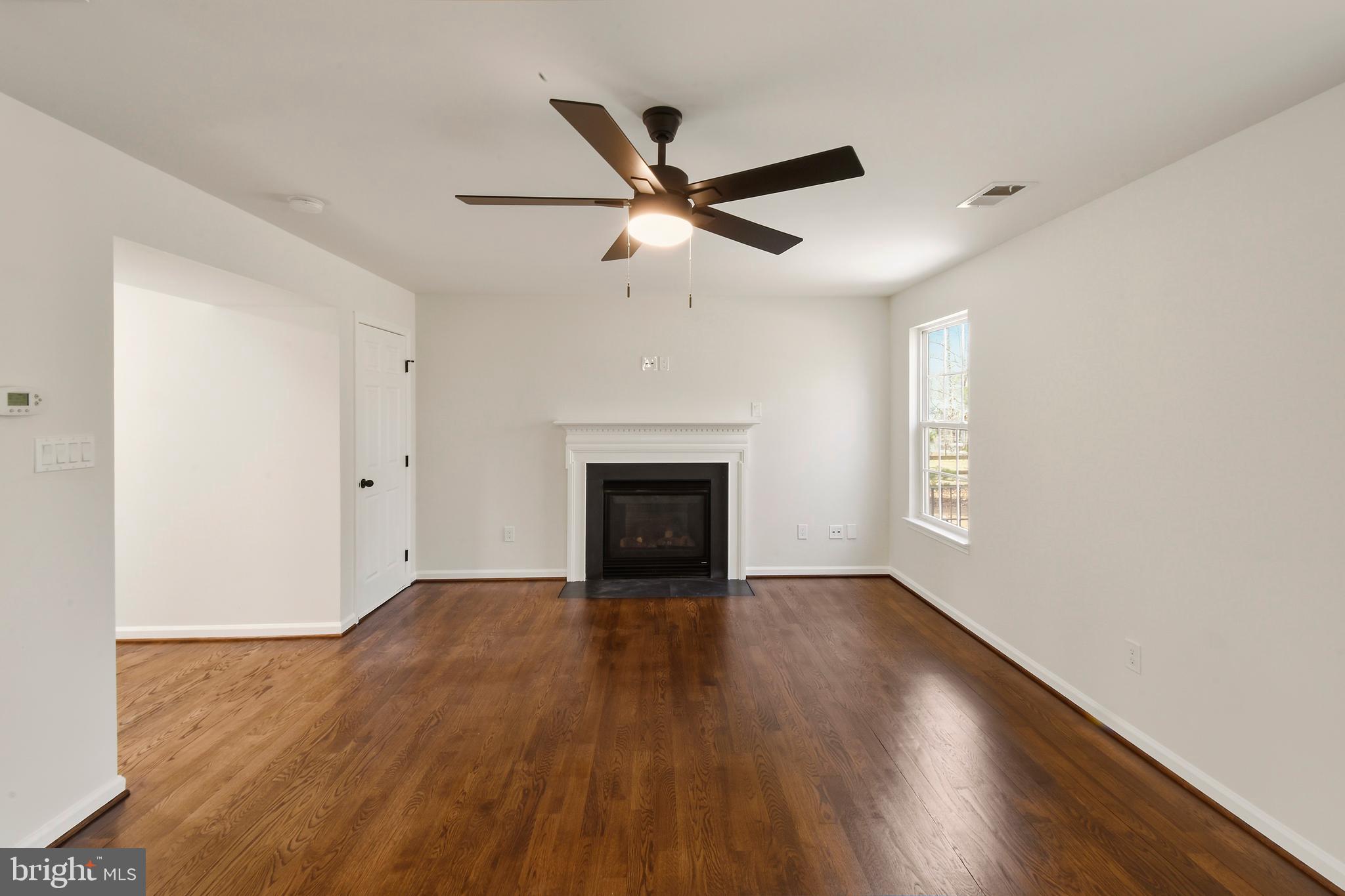 SYCAMORE SQUARE - Residential