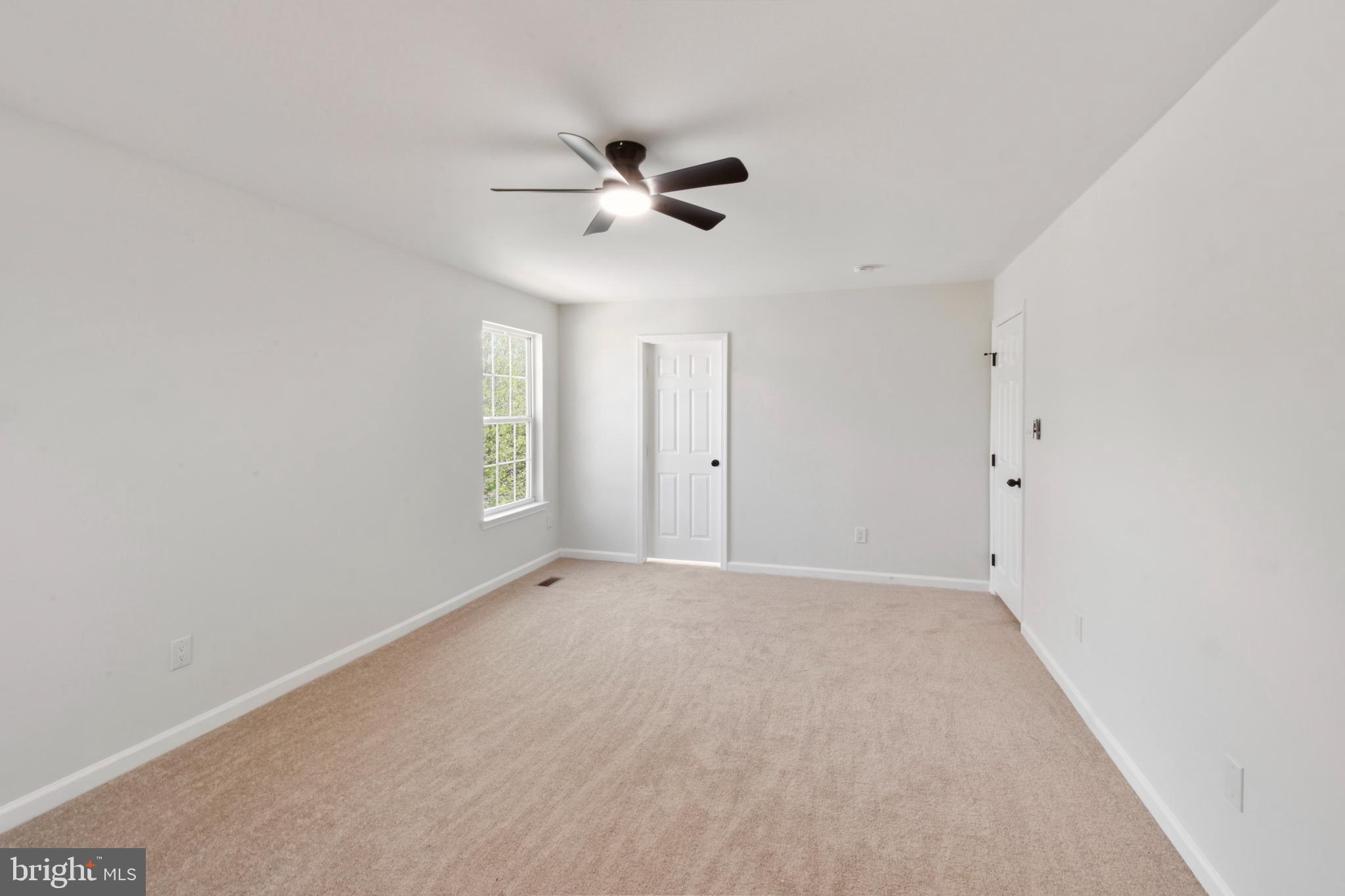 SYCAMORE SQUARE - Residential