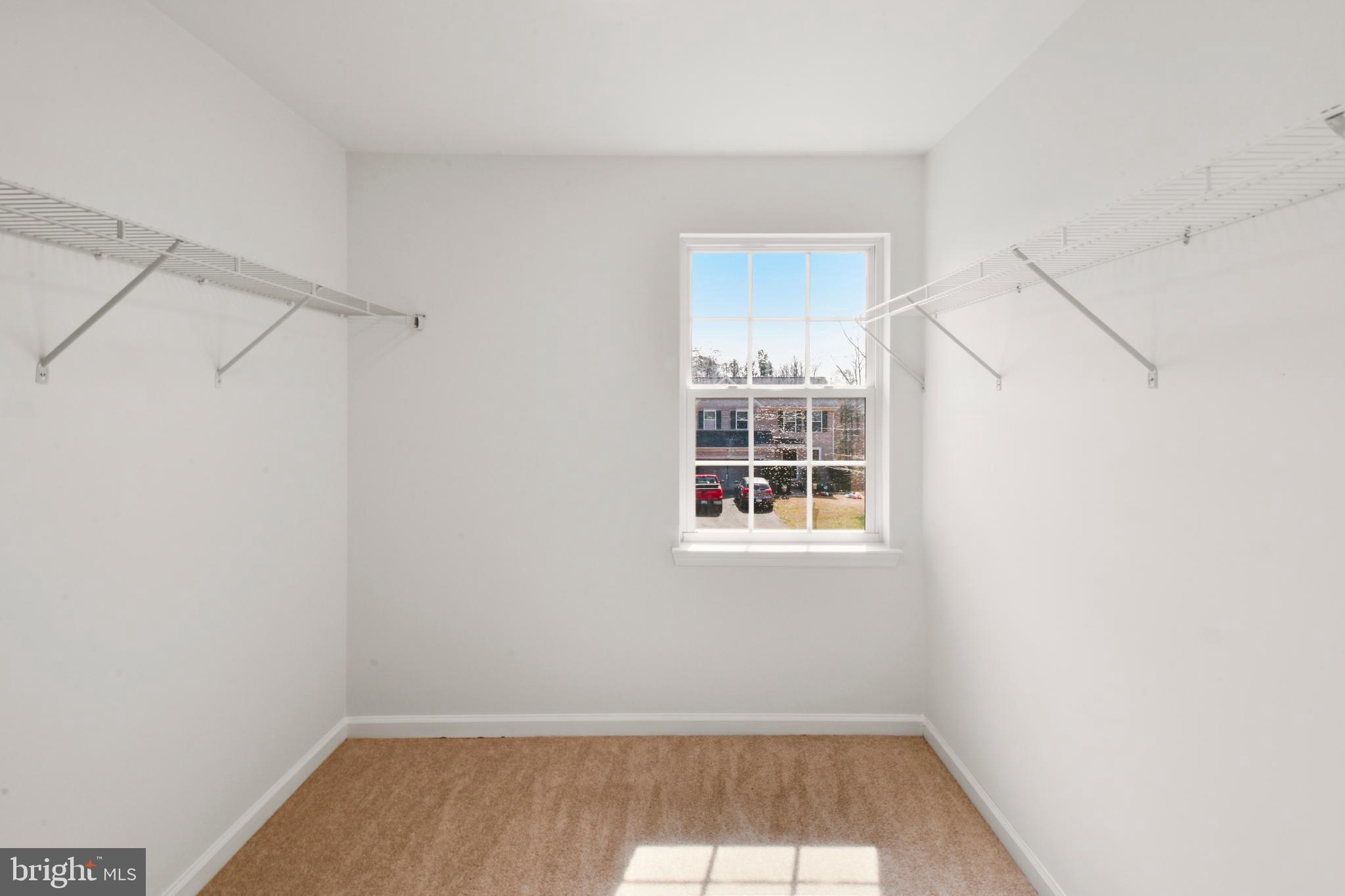 SYCAMORE SQUARE - Residential