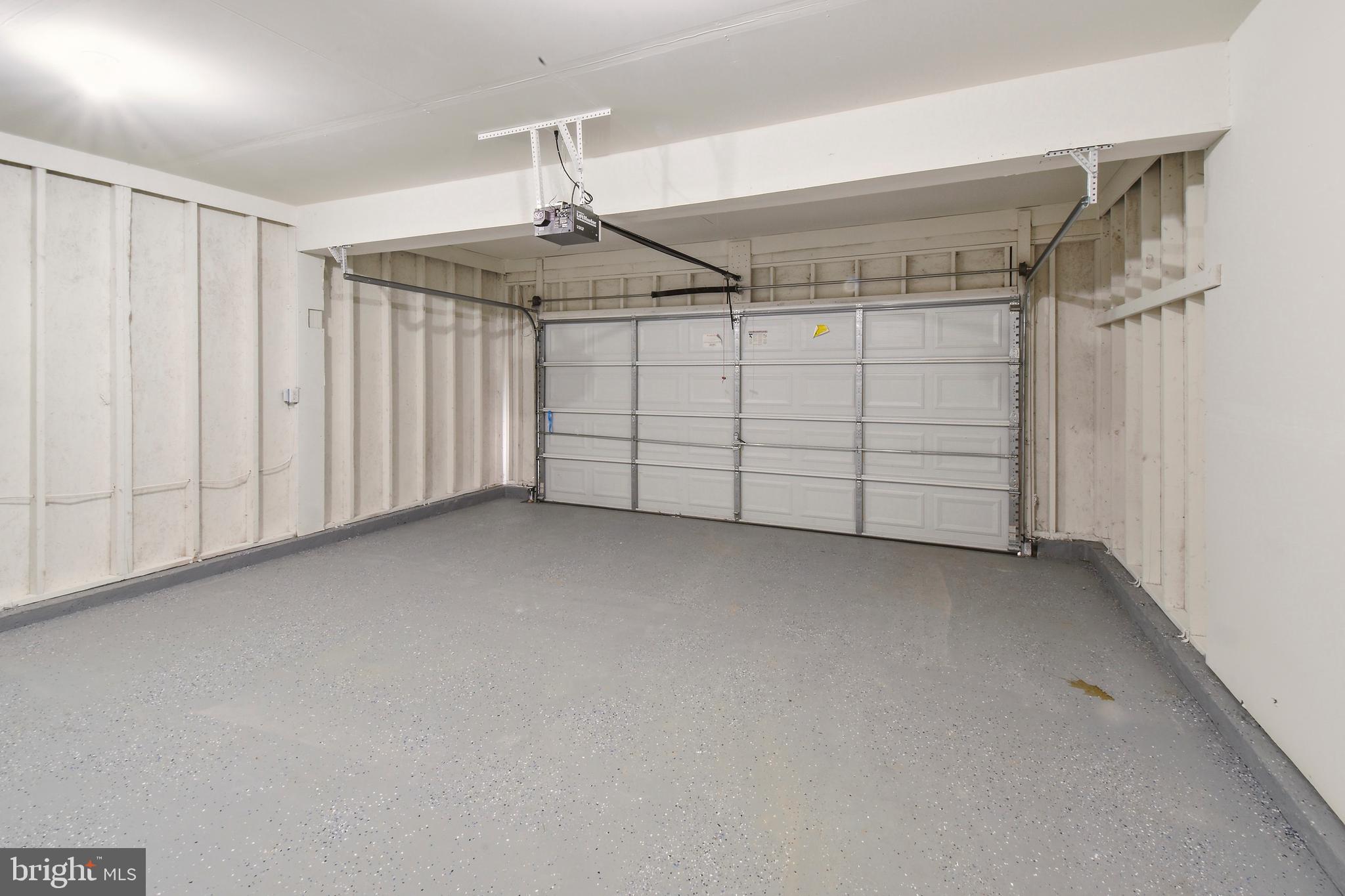 SYCAMORE SQUARE - Residential