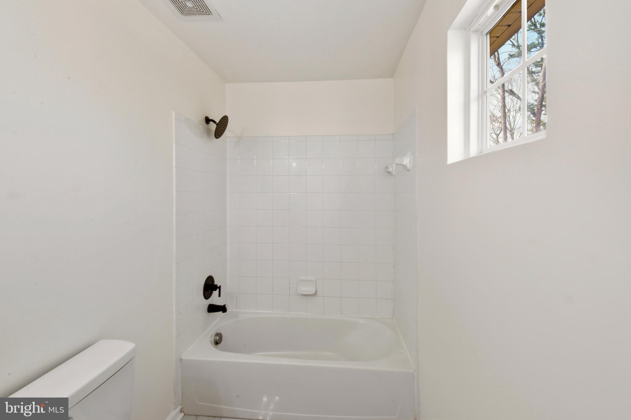 SYCAMORE SQUARE - Residential