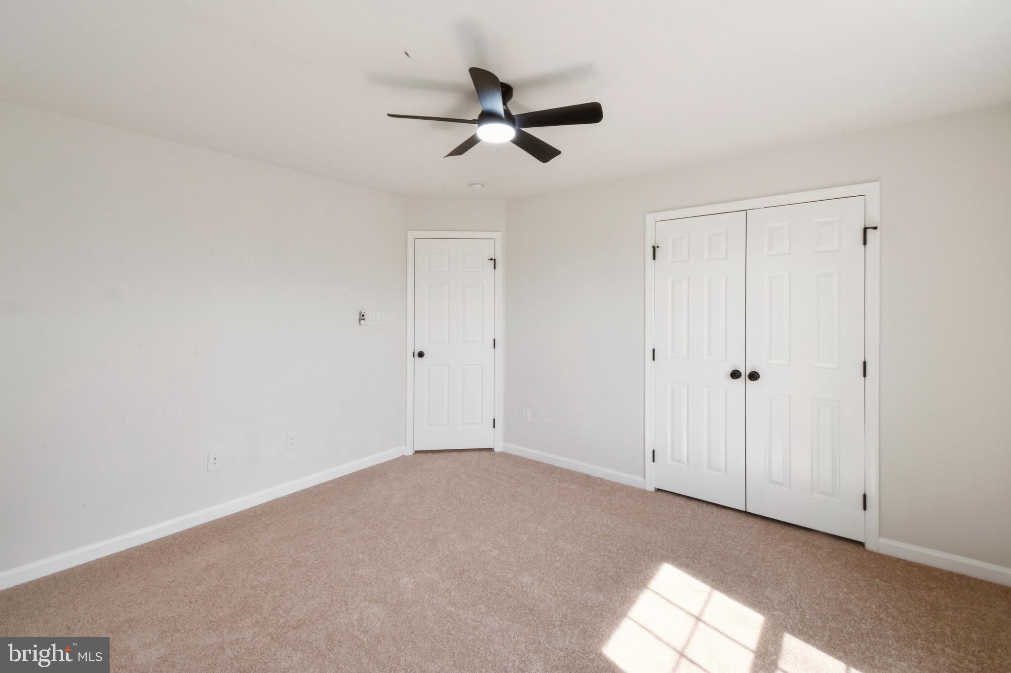 SYCAMORE SQUARE - Residential