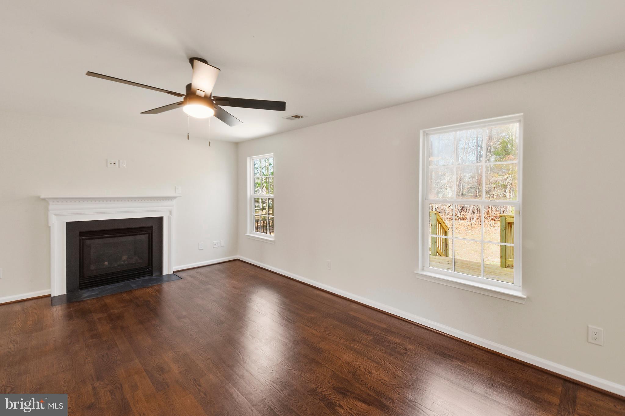 SYCAMORE SQUARE - Residential