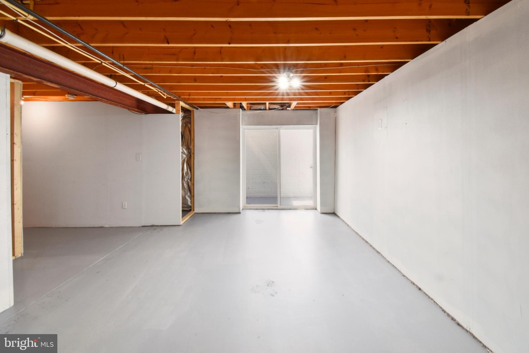 SYCAMORE SQUARE - Residential