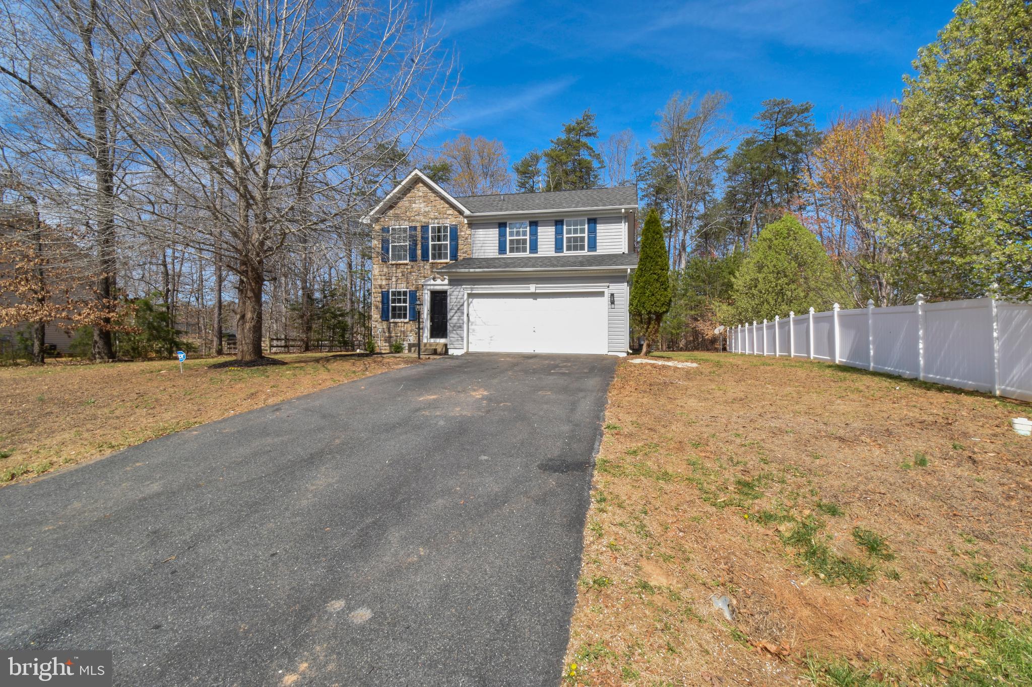 SYCAMORE SQUARE - Residential