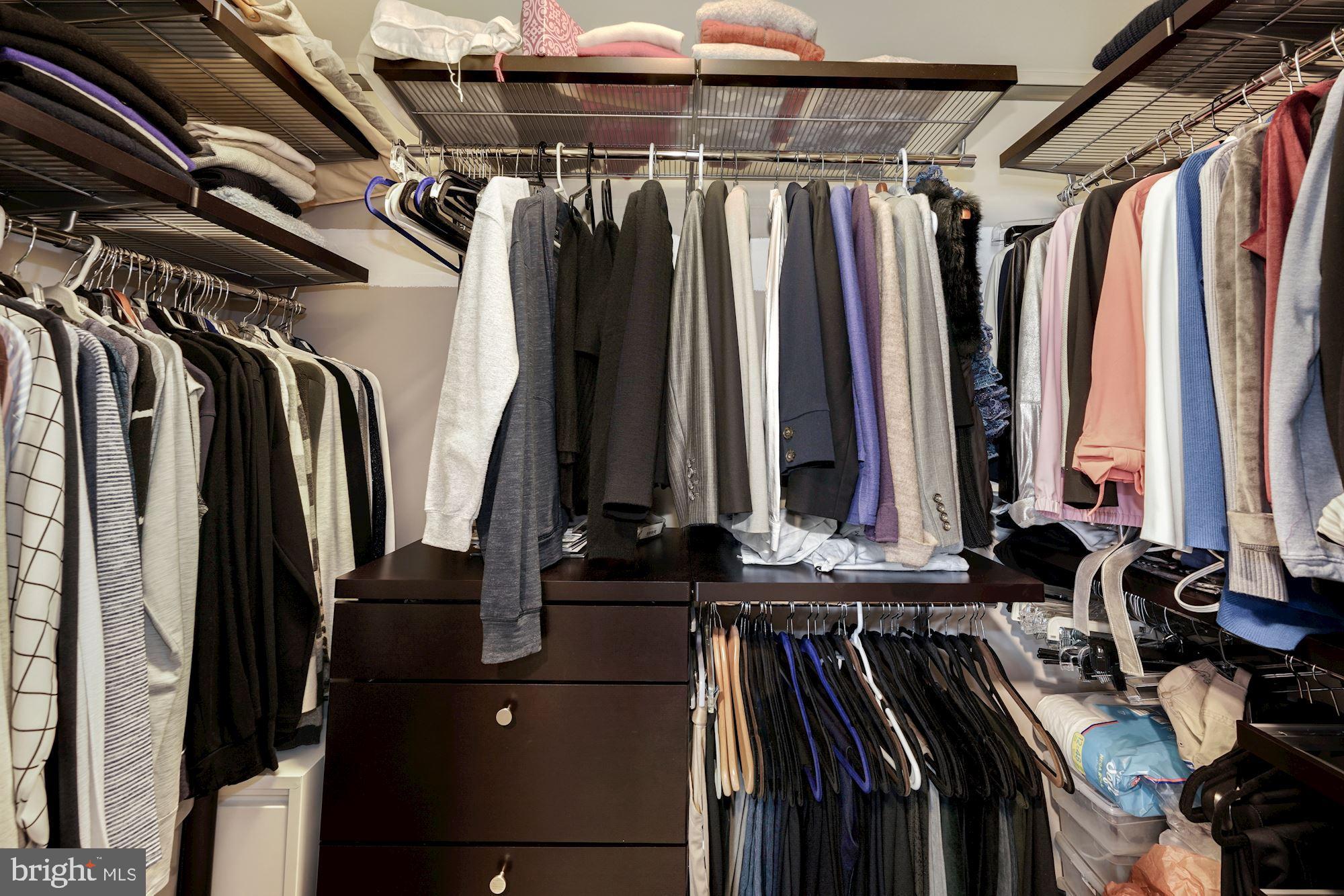 STONEHALL - Residential