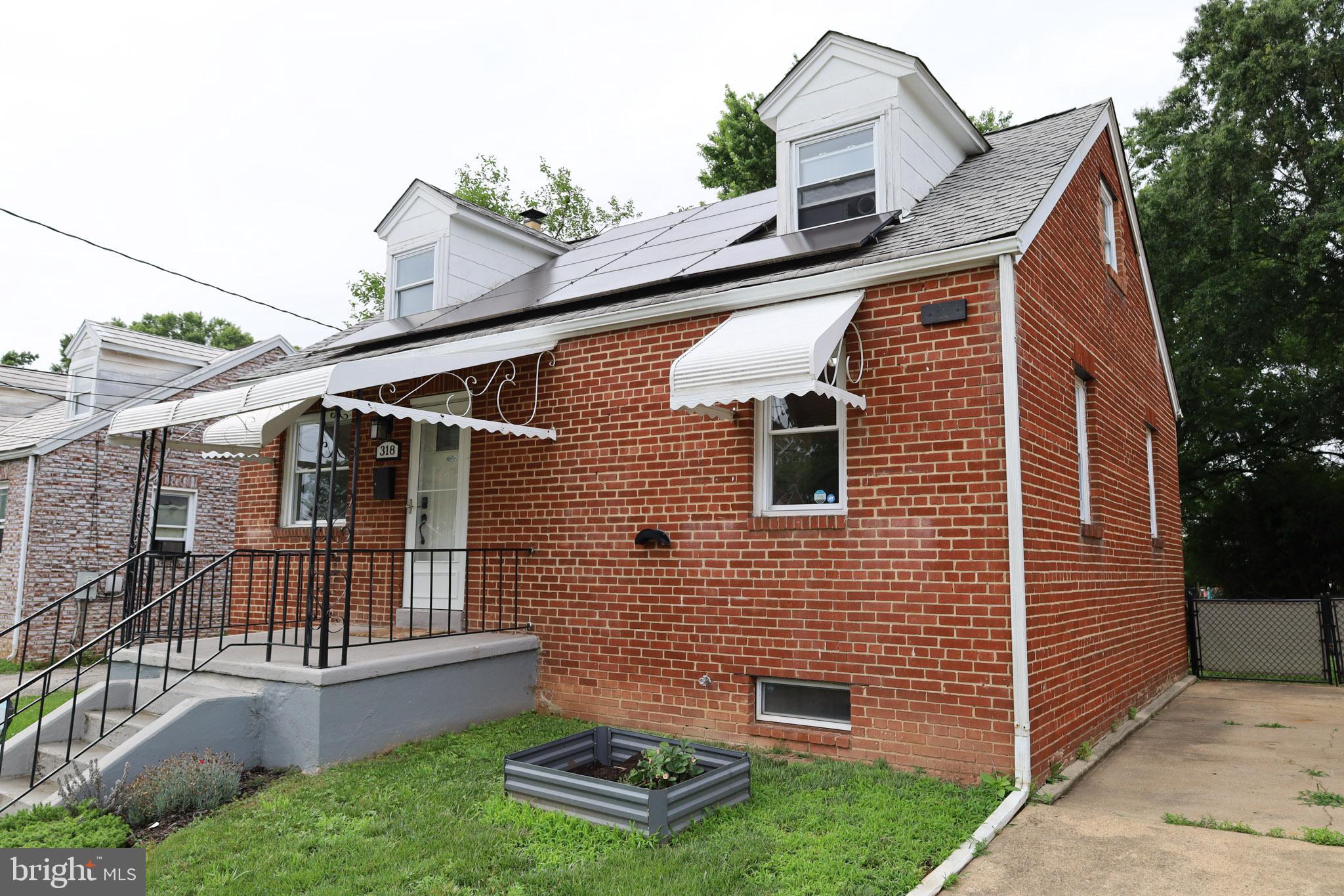 318 DELAWARE AVENUE