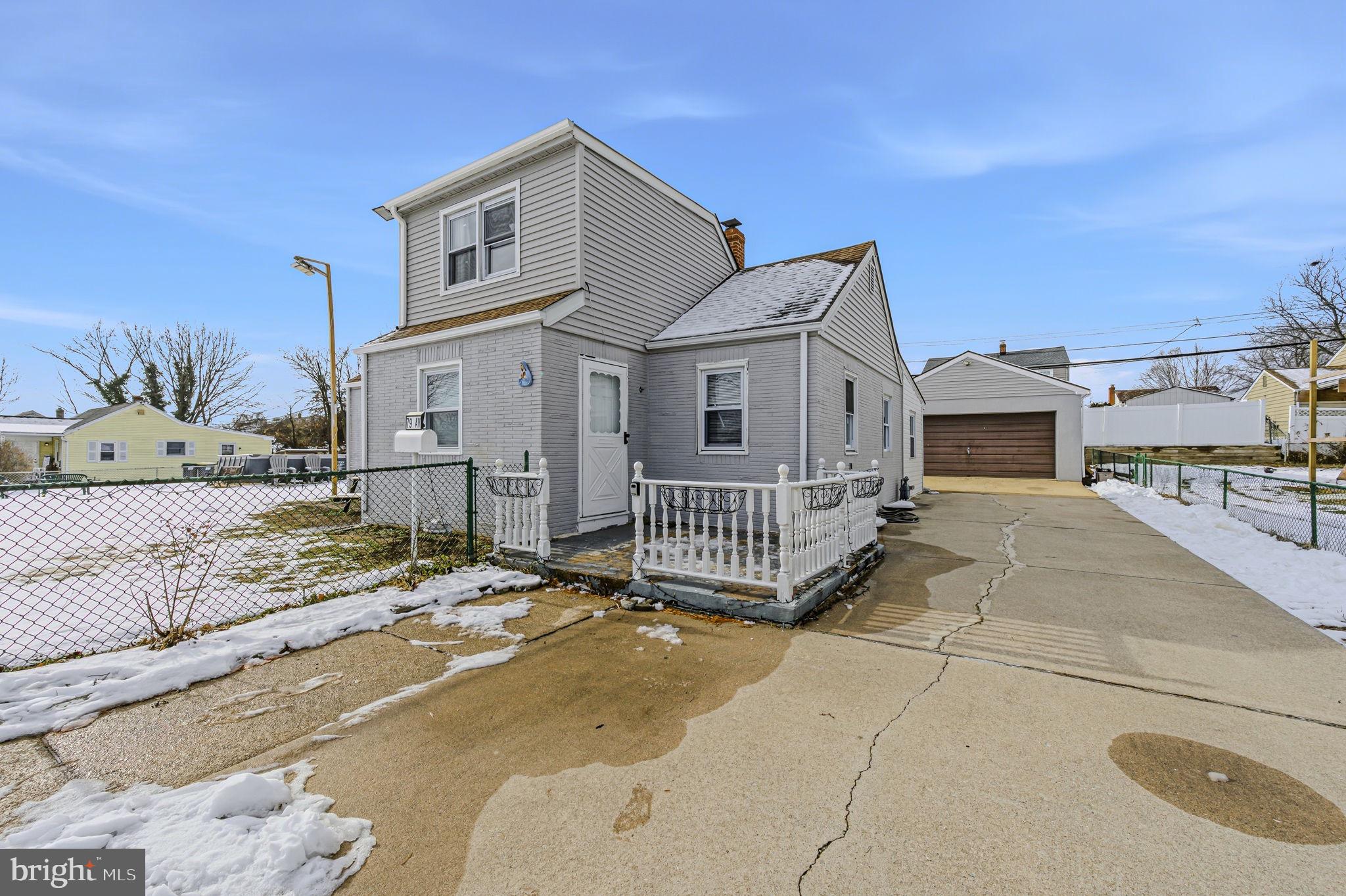 79 UNIVERSITY AVENUE