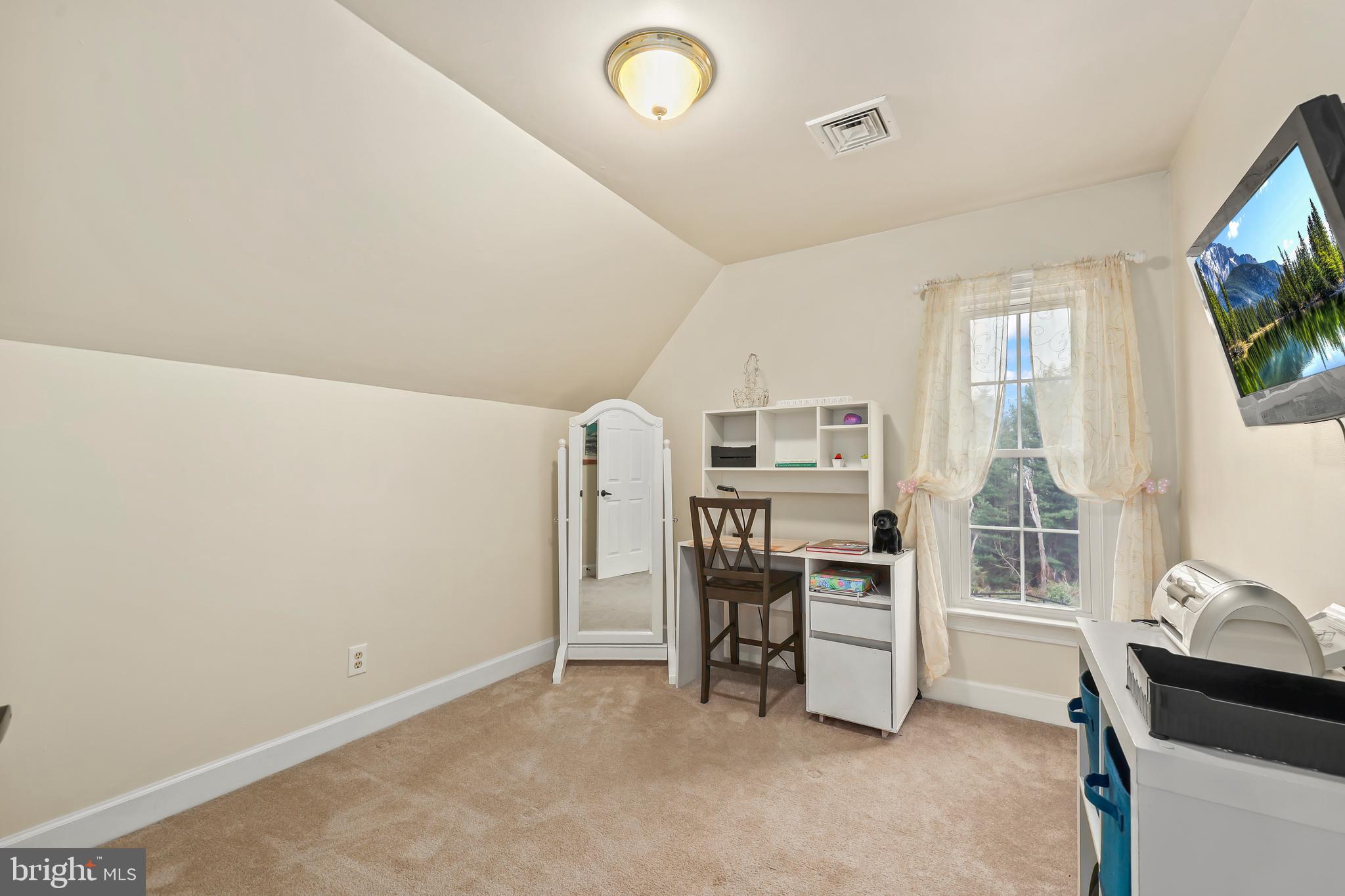 HIGHLAND - Residential