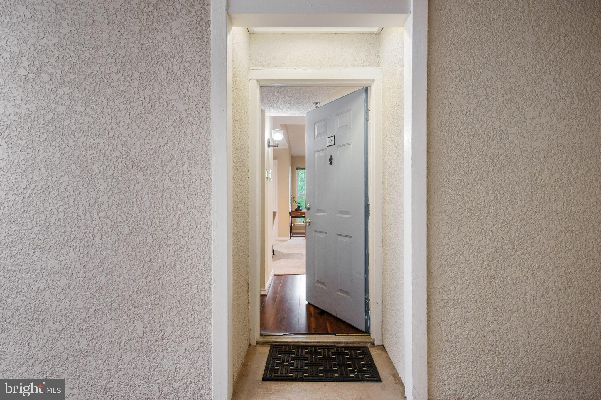 1524 LINCOLN WAY 409