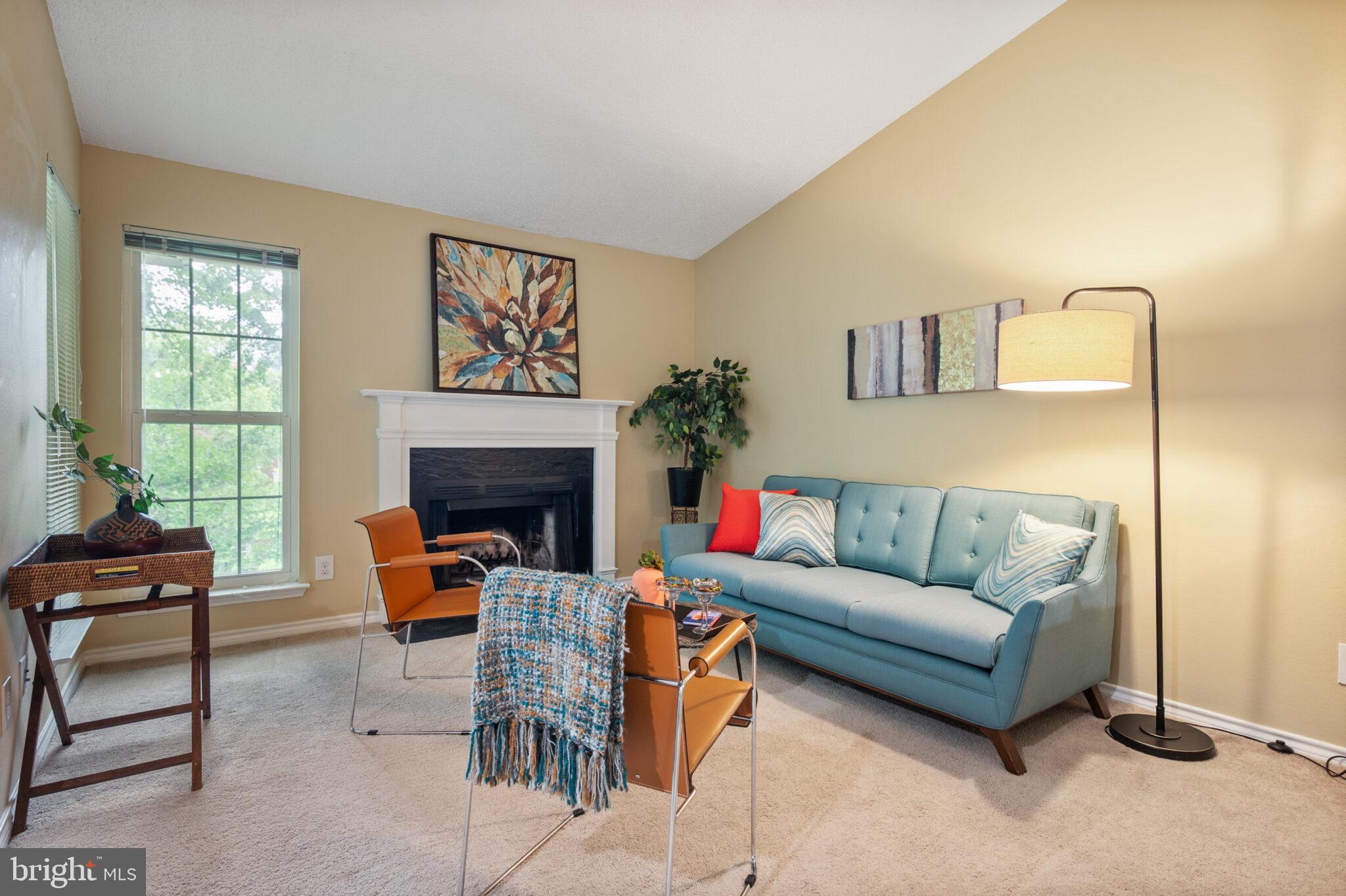 1524 LINCOLN WAY 409