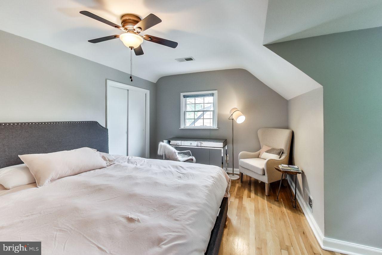 GLENMONT HILLS - Residential Lease