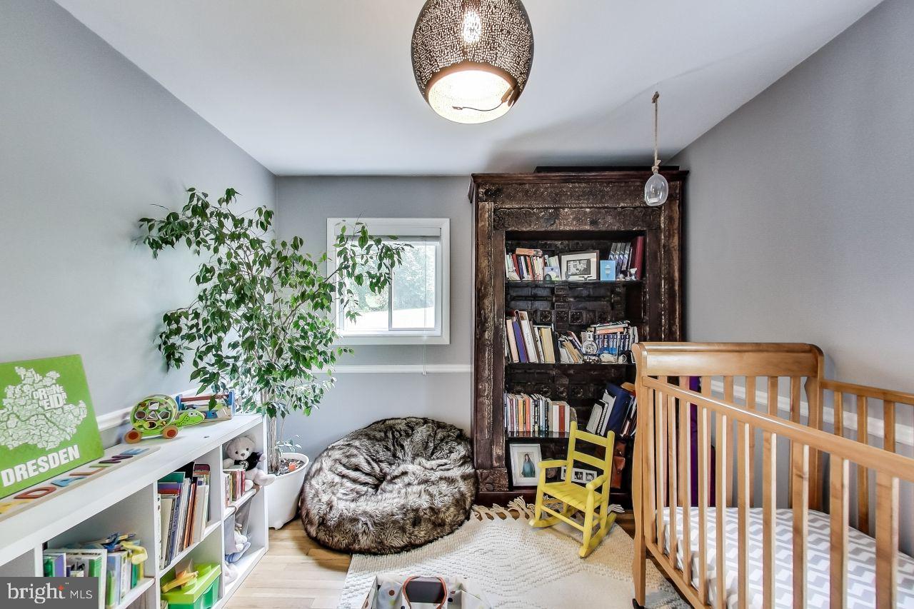 GLENMONT HILLS - Residential Lease