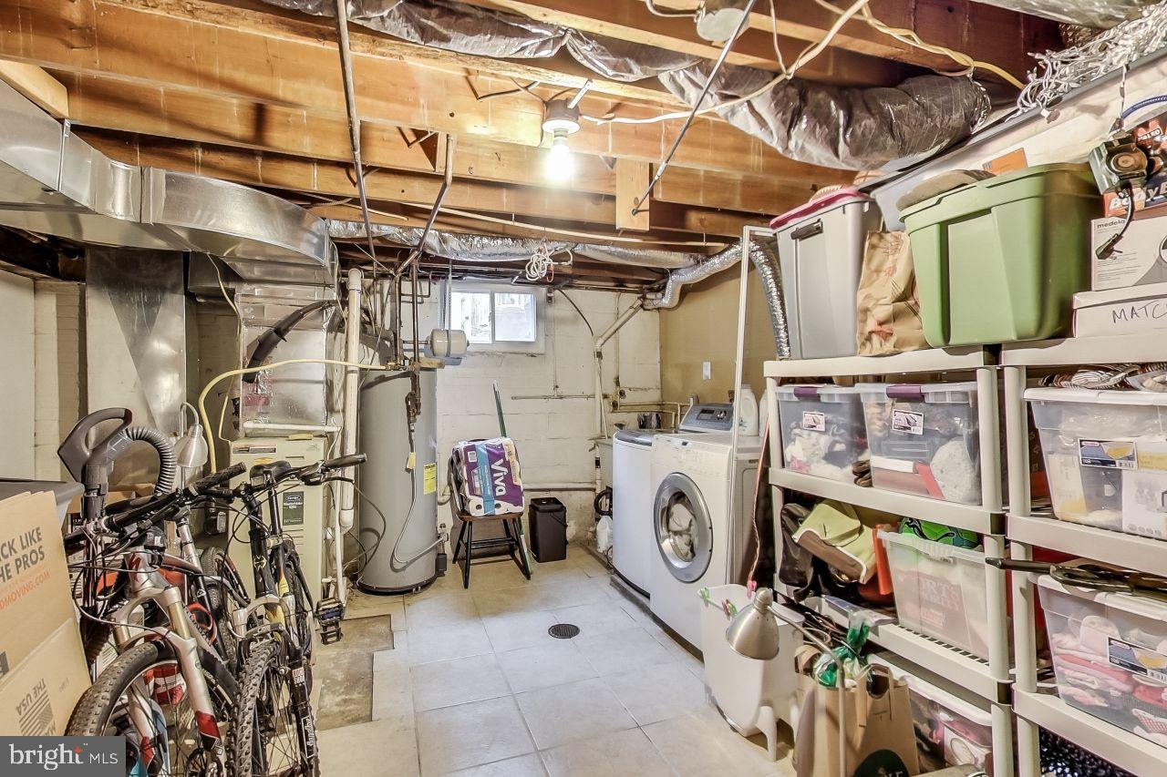 GLENMONT HILLS - Residential Lease