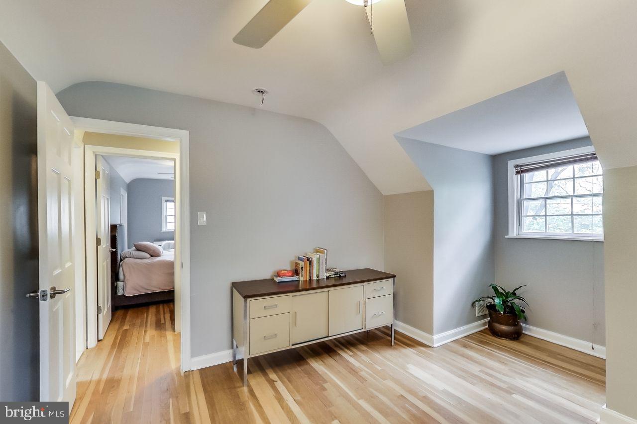 GLENMONT HILLS - Residential Lease