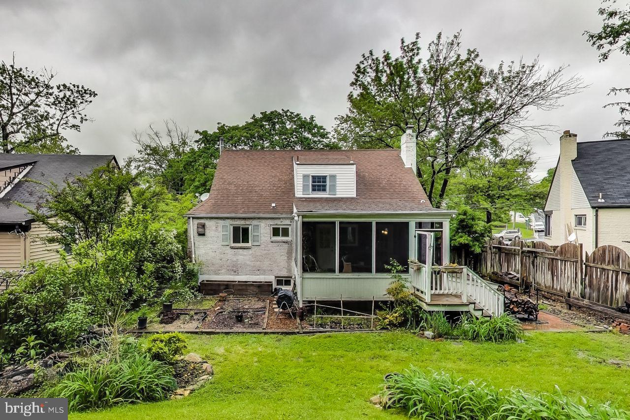 GLENMONT HILLS - Residential Lease