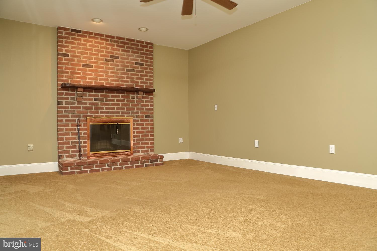 EAST HEMPFIELD - Residential