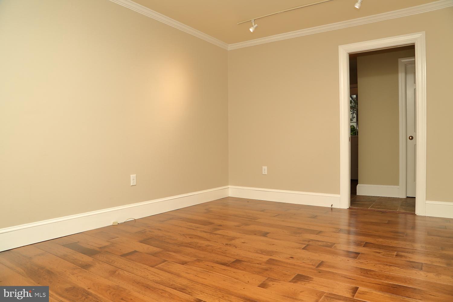 EAST HEMPFIELD - Residential