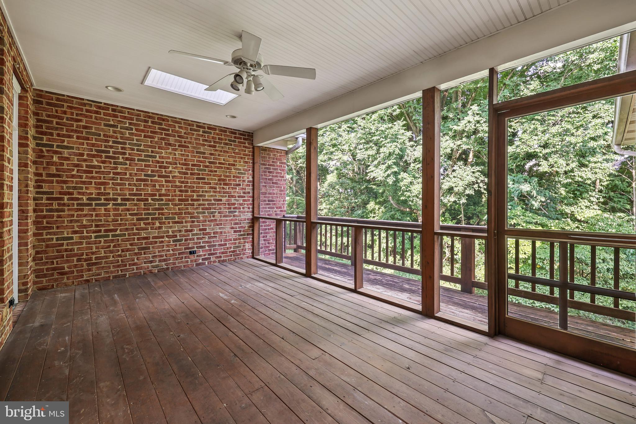 MEADOWBRANCH - Residential