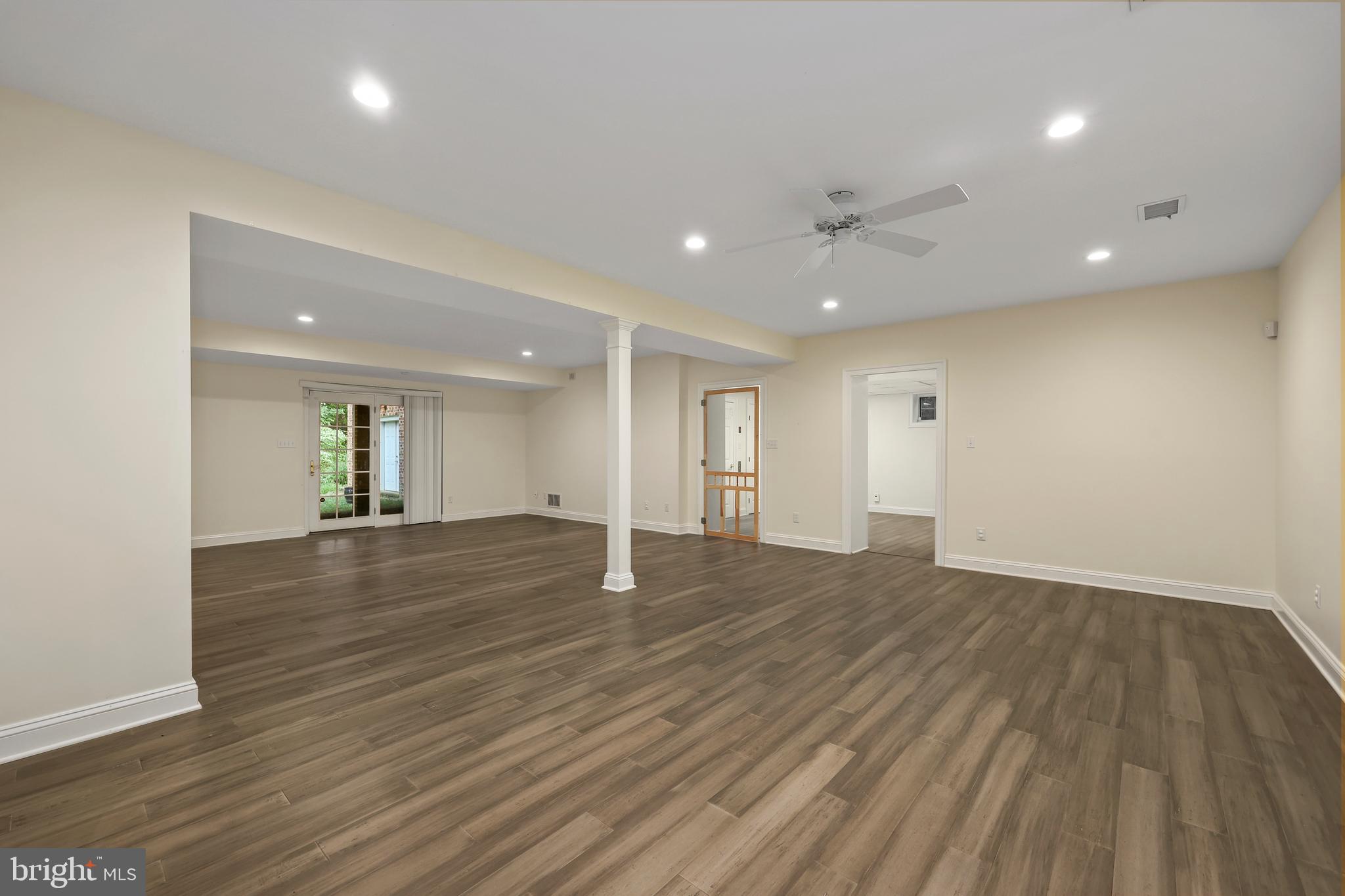 MEADOWBRANCH - Residential