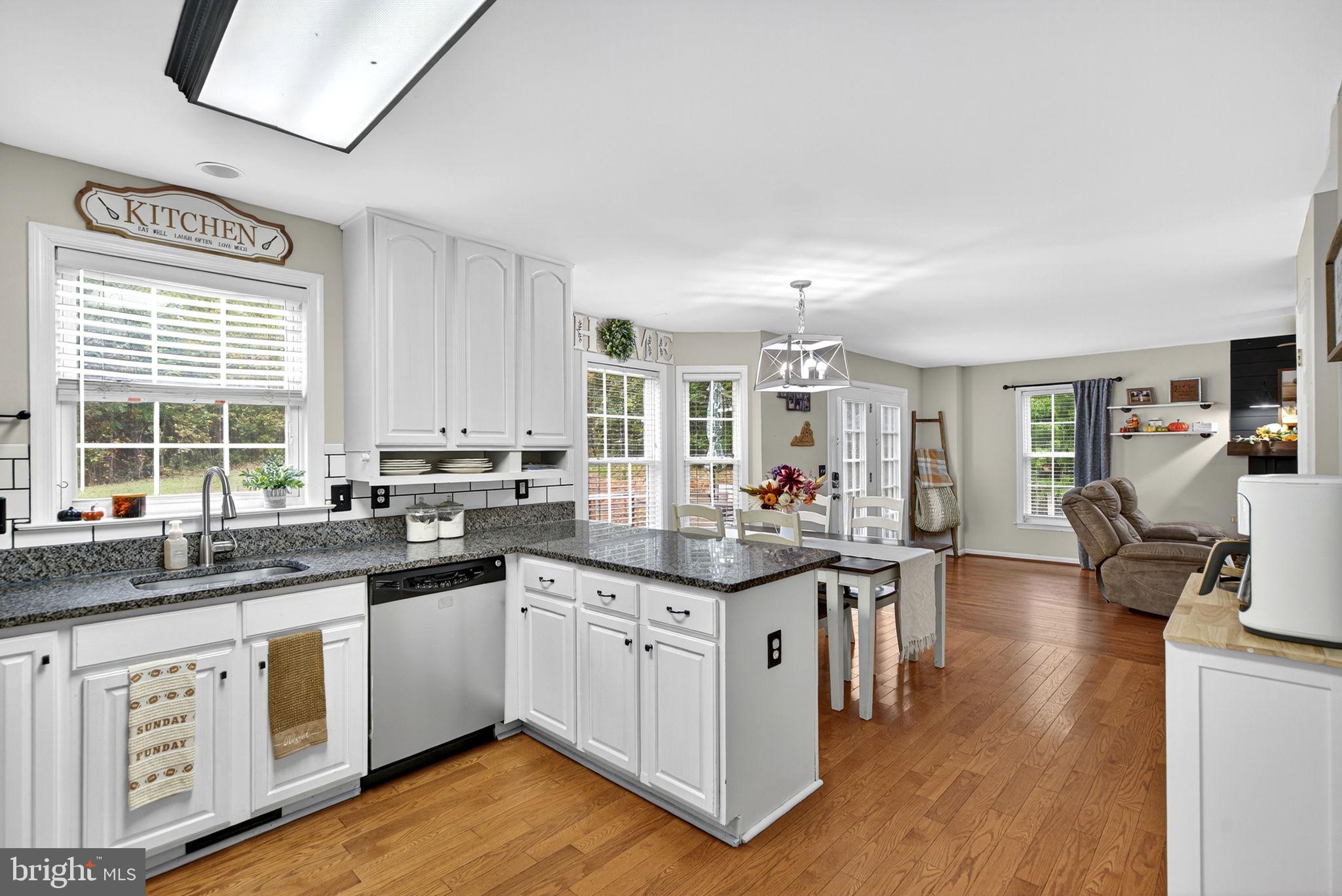 HAZEL RIVER - Residential