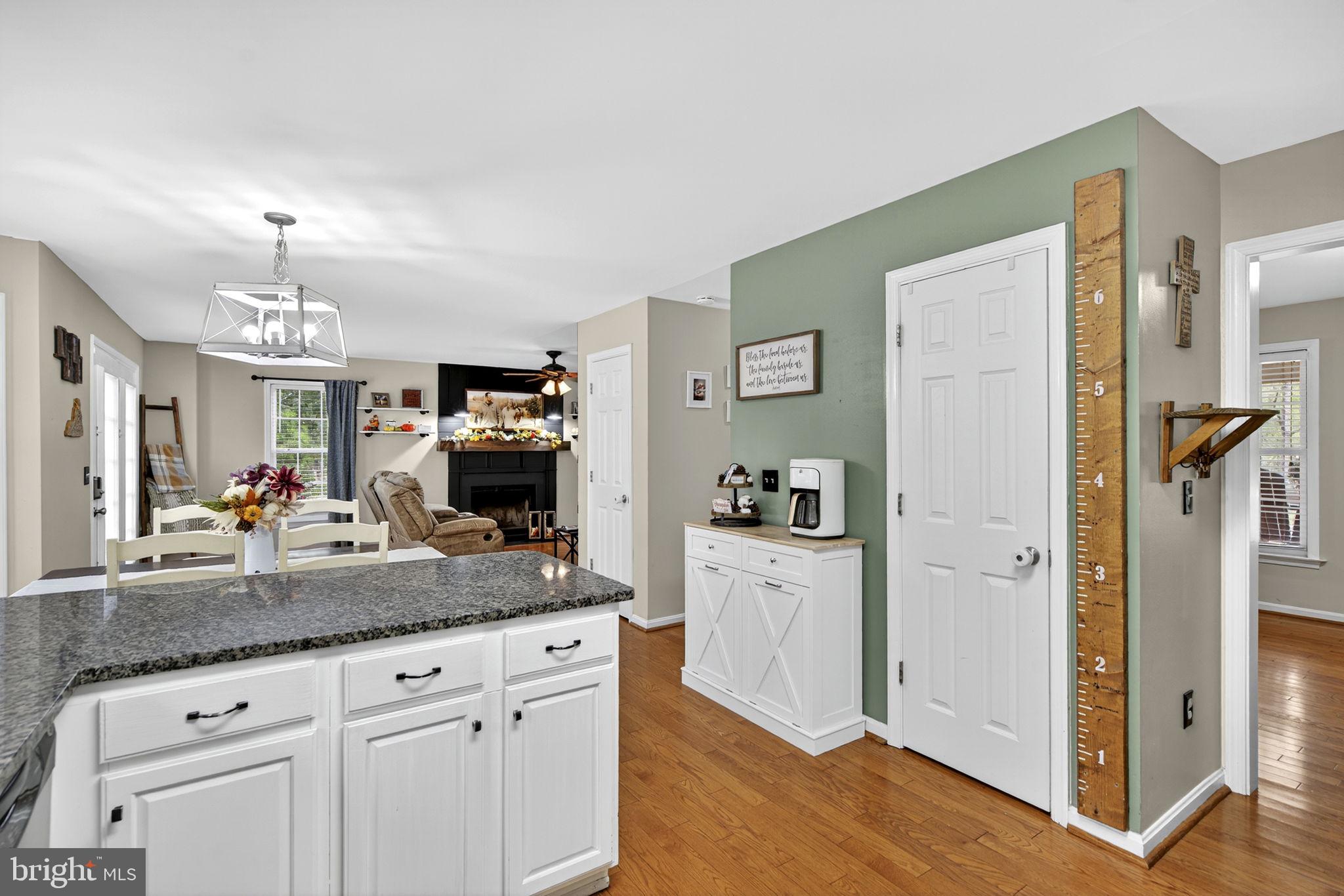 HAZEL RIVER - Residential