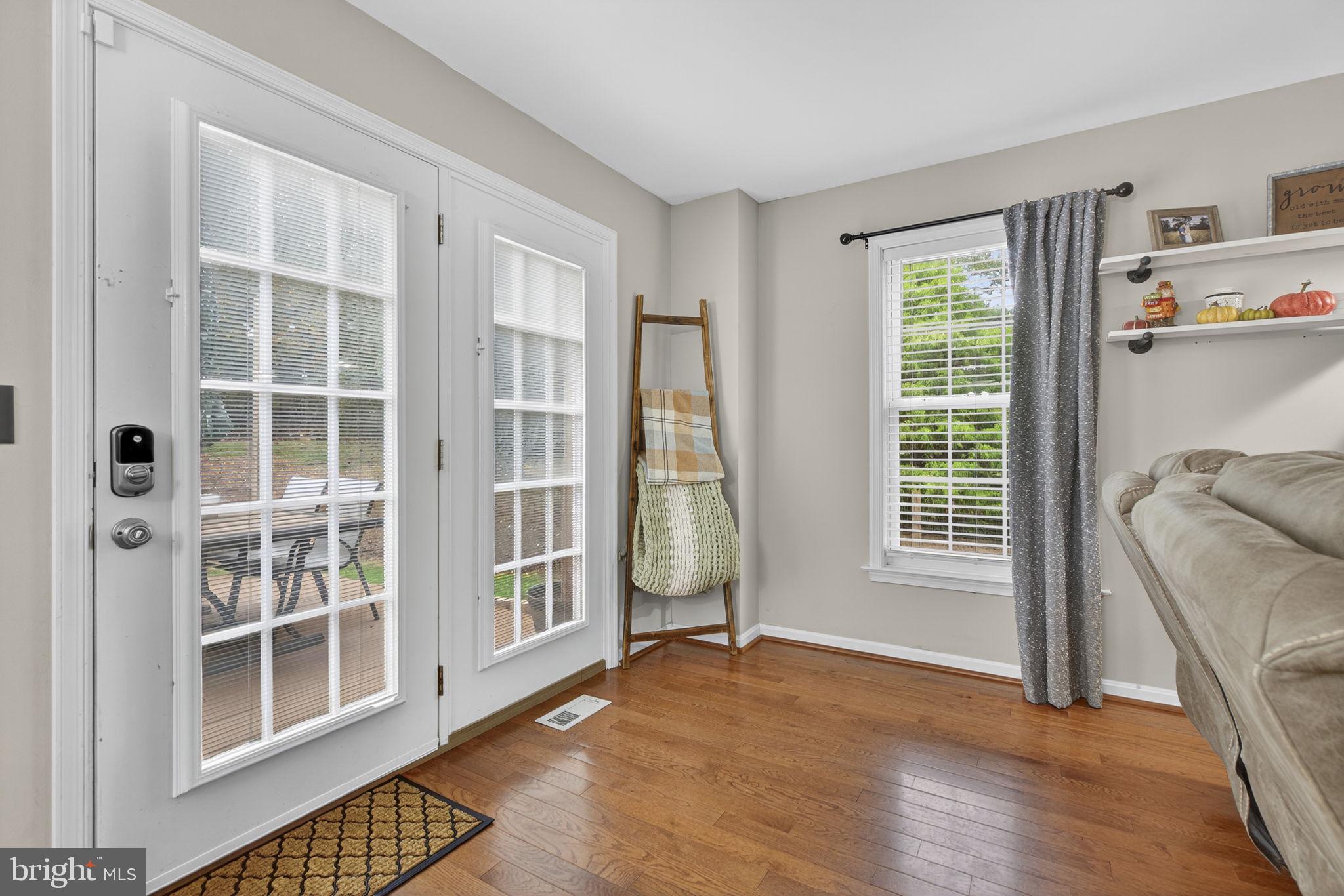 HAZEL RIVER - Residential