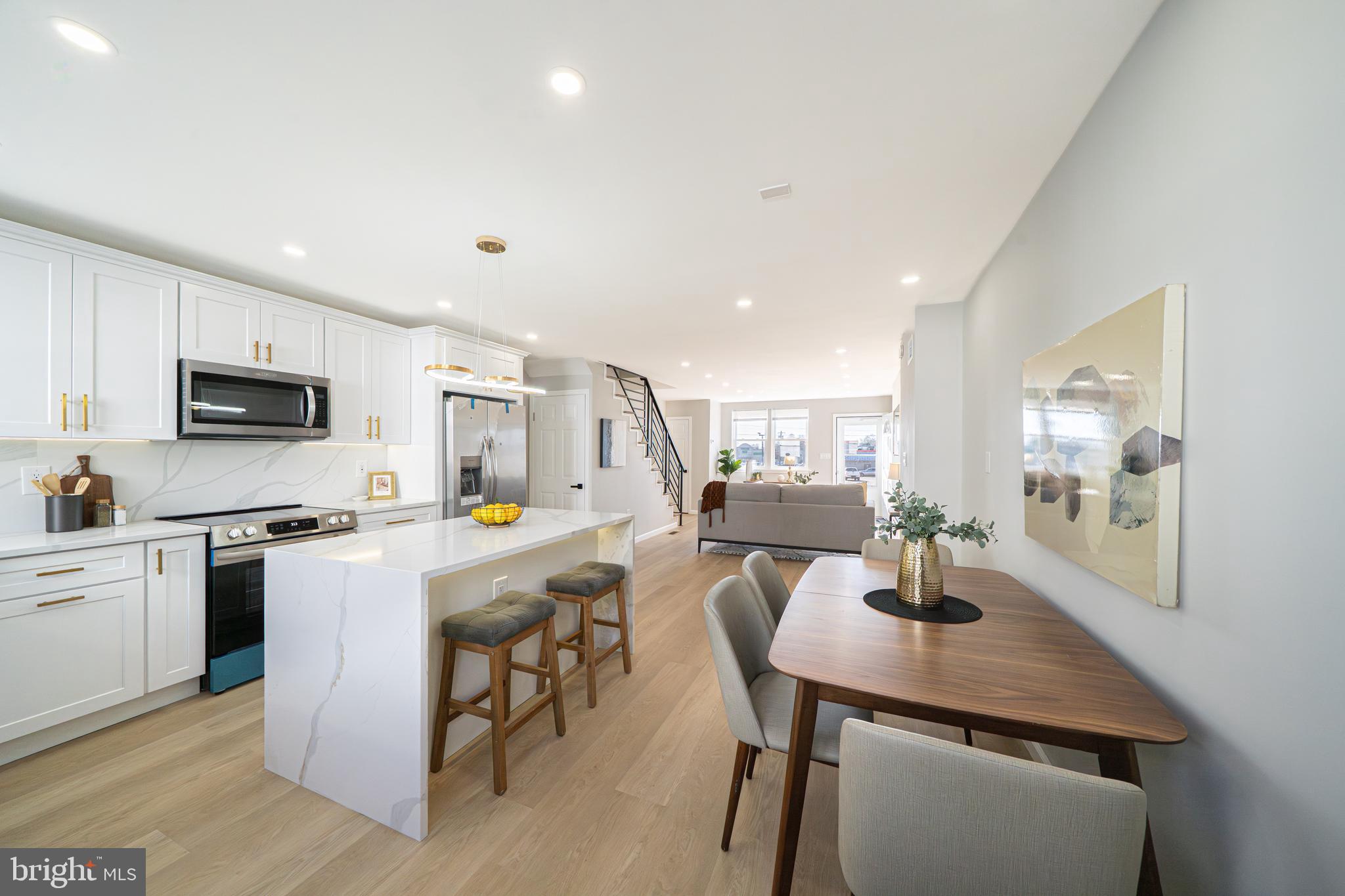 MAYFAIR - Residential