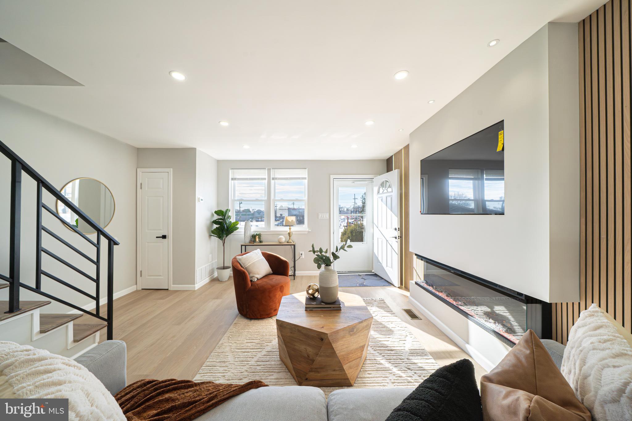 3005 DEVEREAUX AVENUE