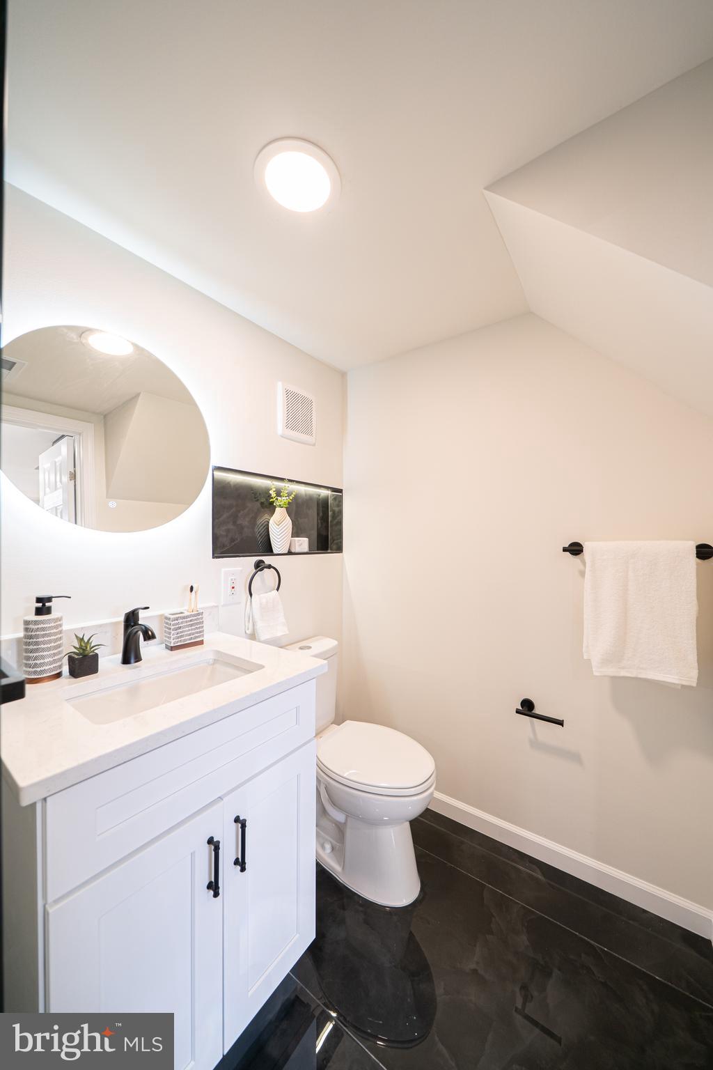 MAYFAIR - Residential