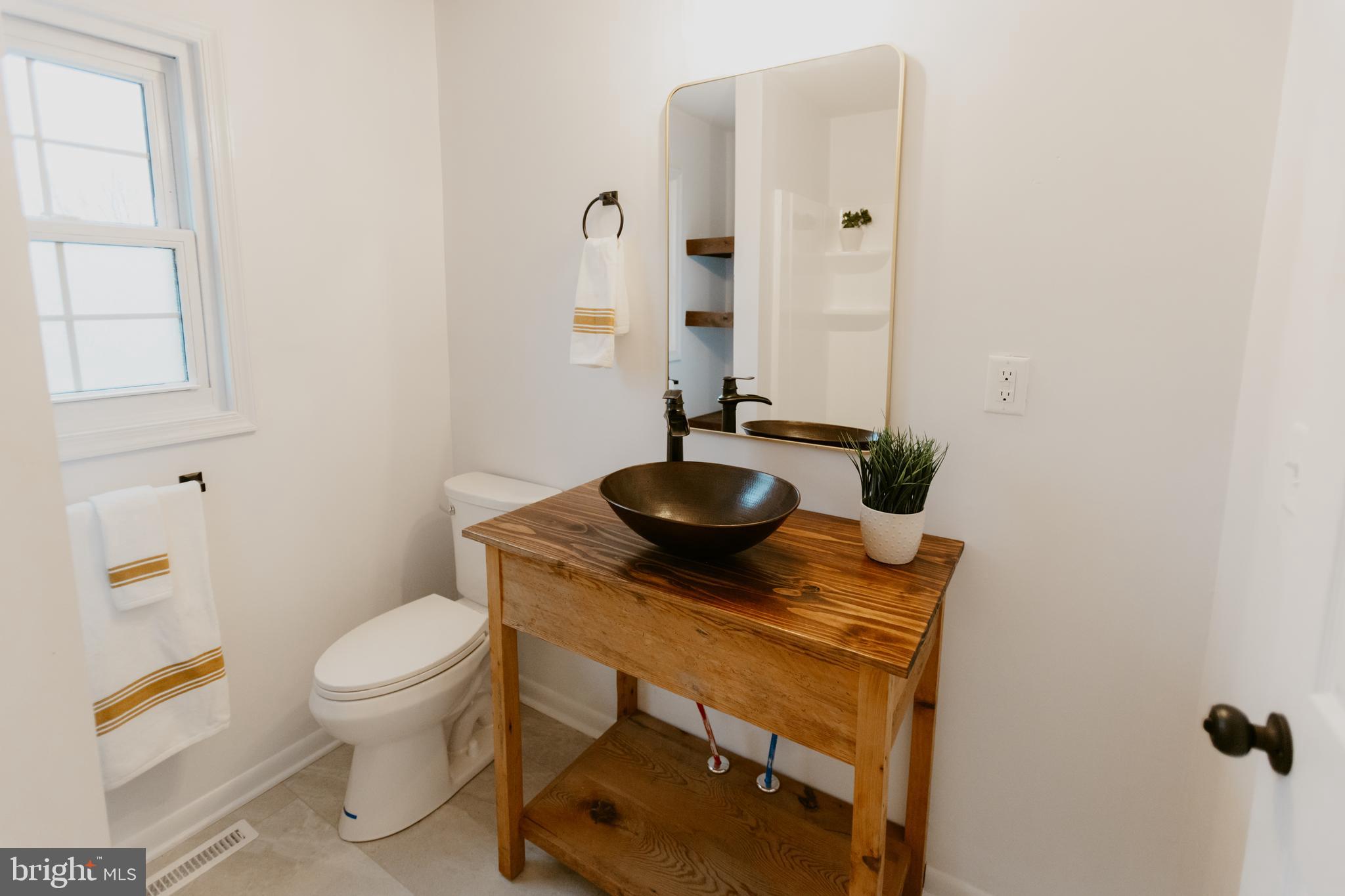 LEACOCK TWP - Residential