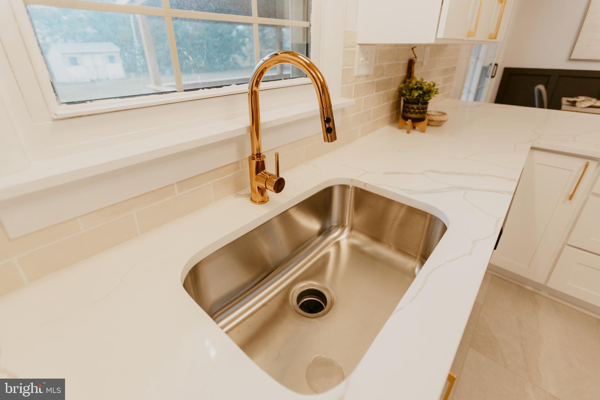 LEACOCK TWP - Residential